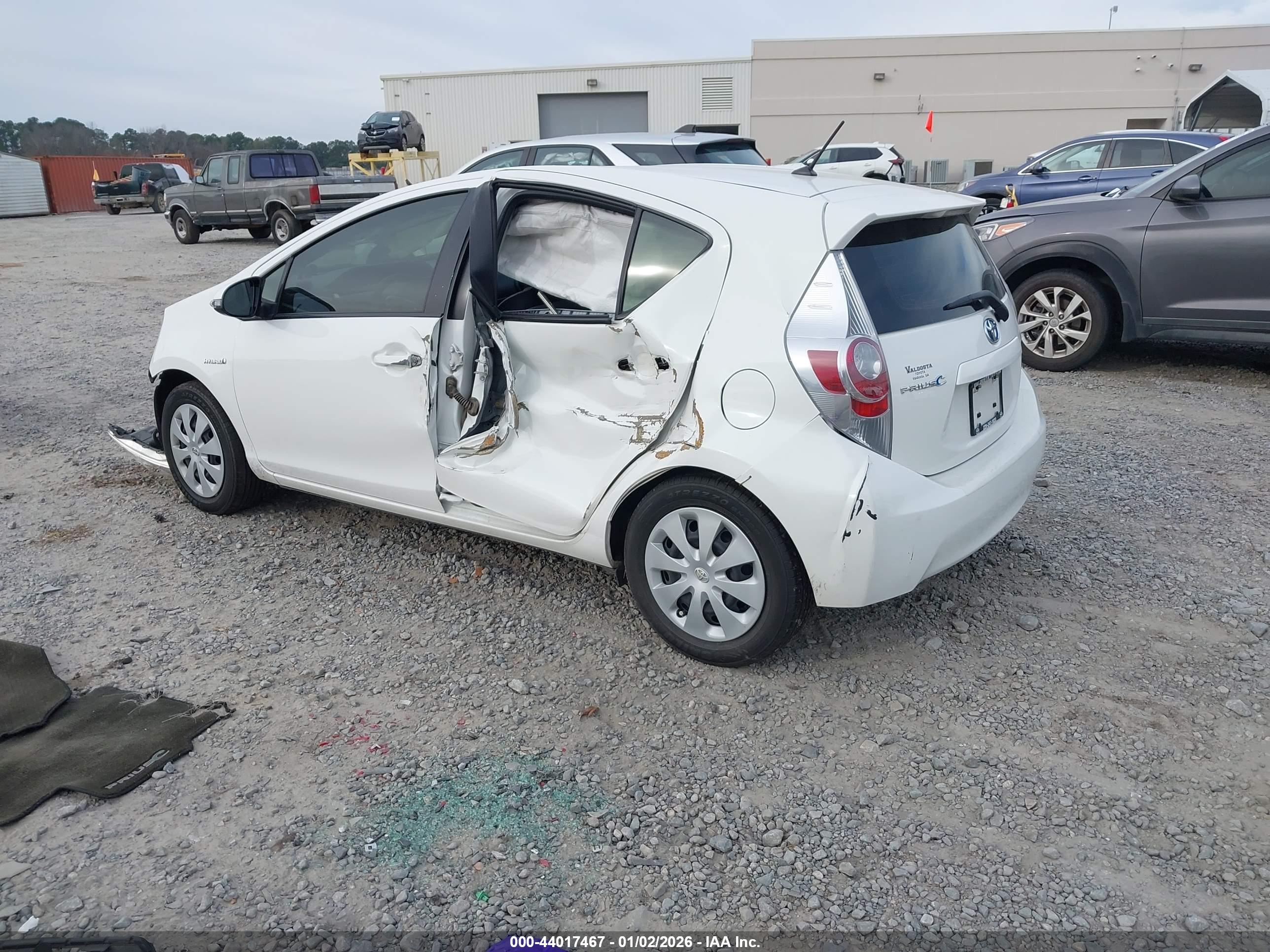 TOYOTA PRIUS image 3