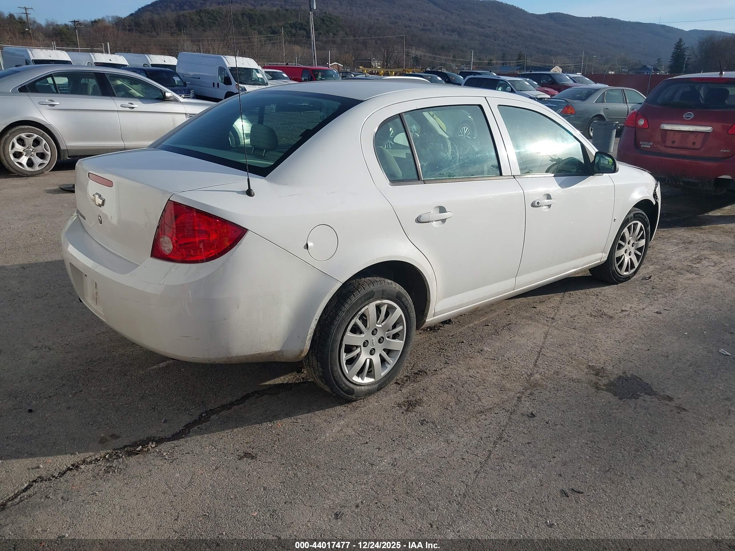 CHEVROLET COBALT image 4