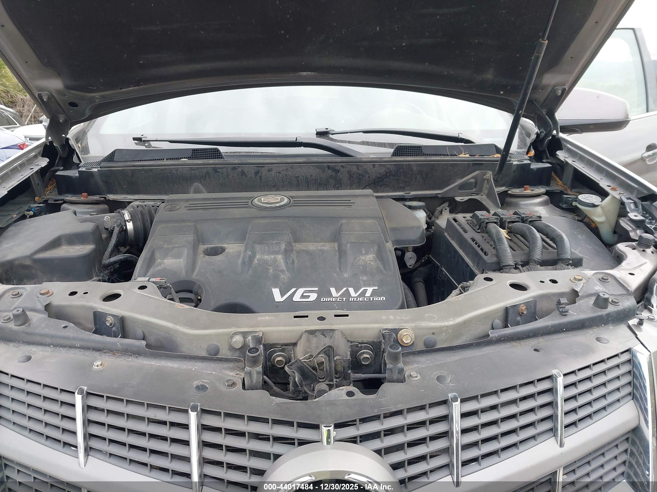 CADILLAC SRX image 10