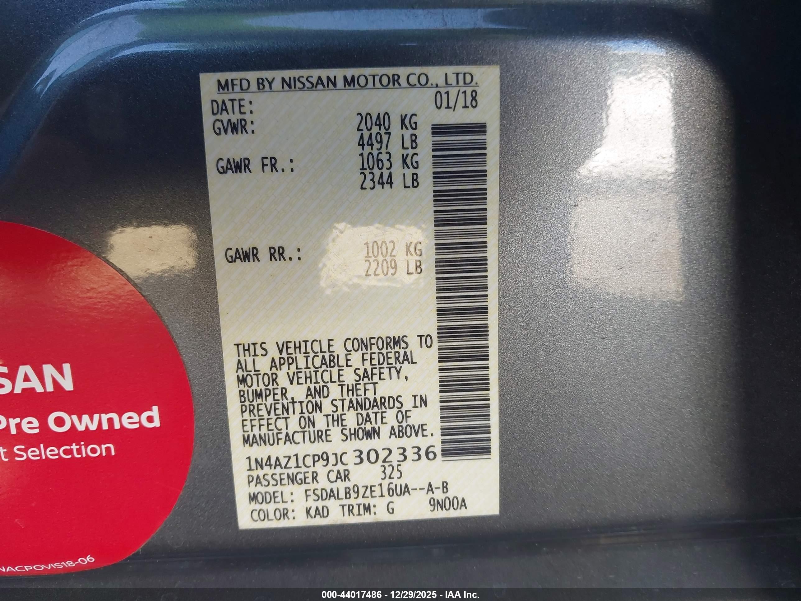 NISSAN LEAF image 9
