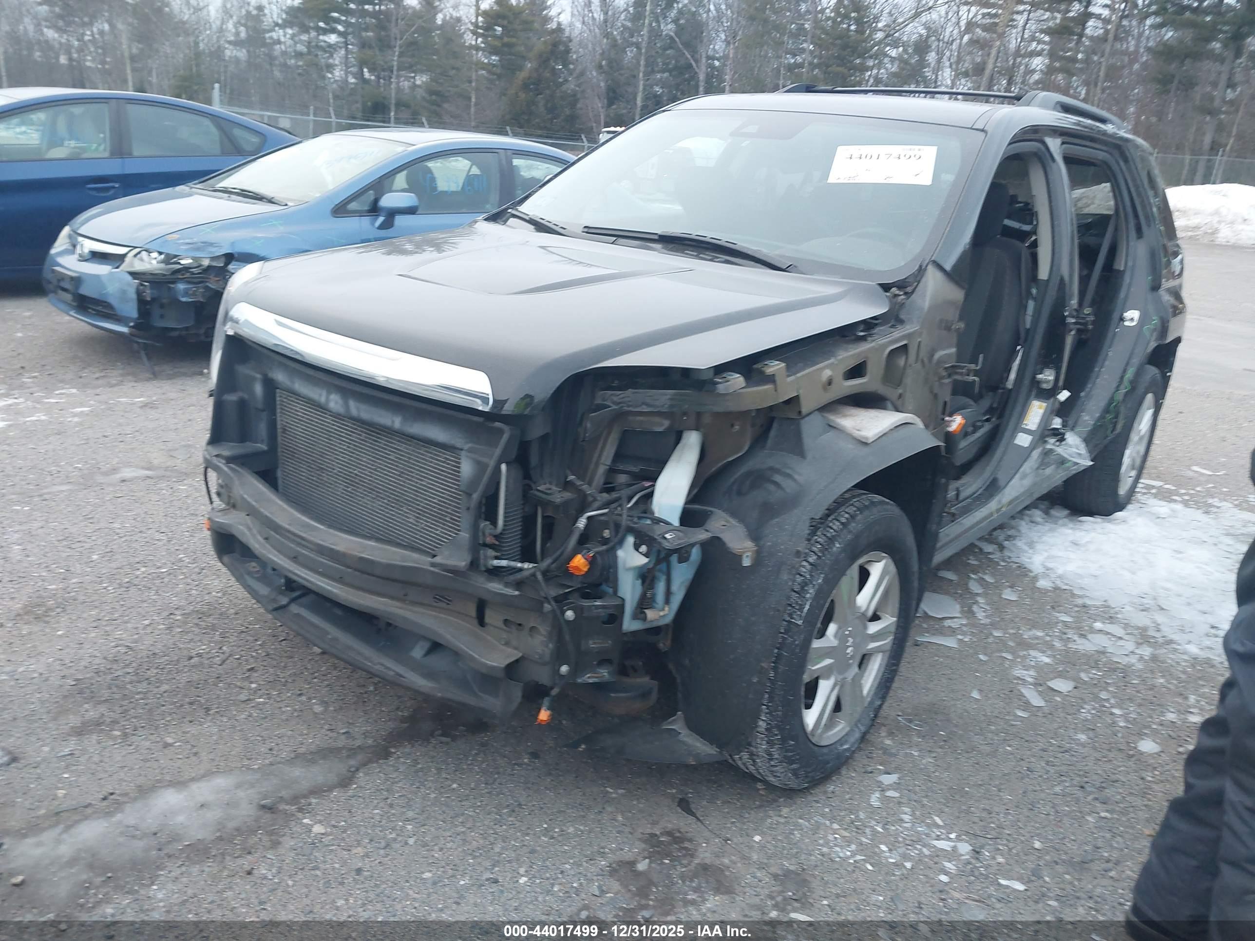 GMC TERRAIN image 2