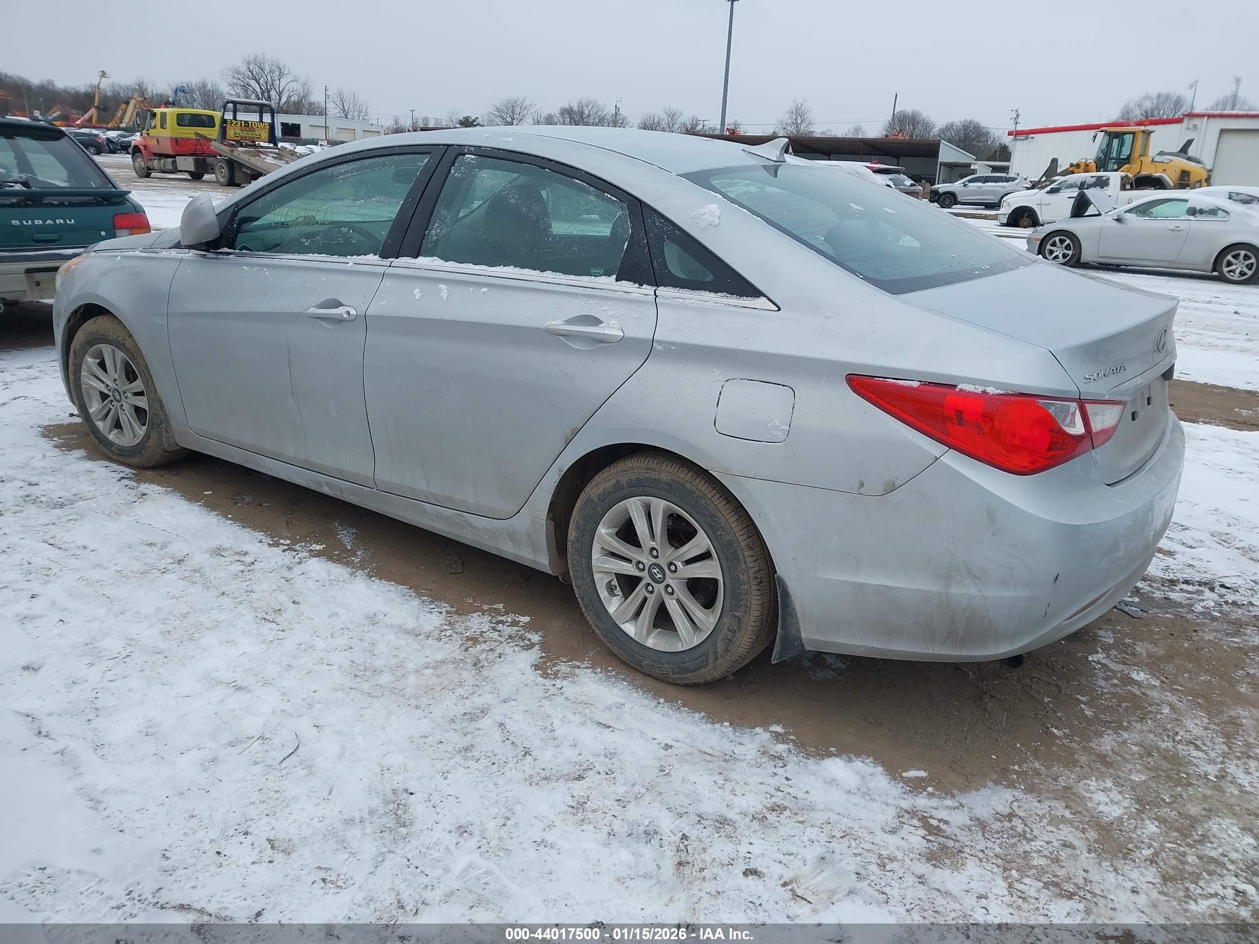 HYUNDAI SONATA image 3