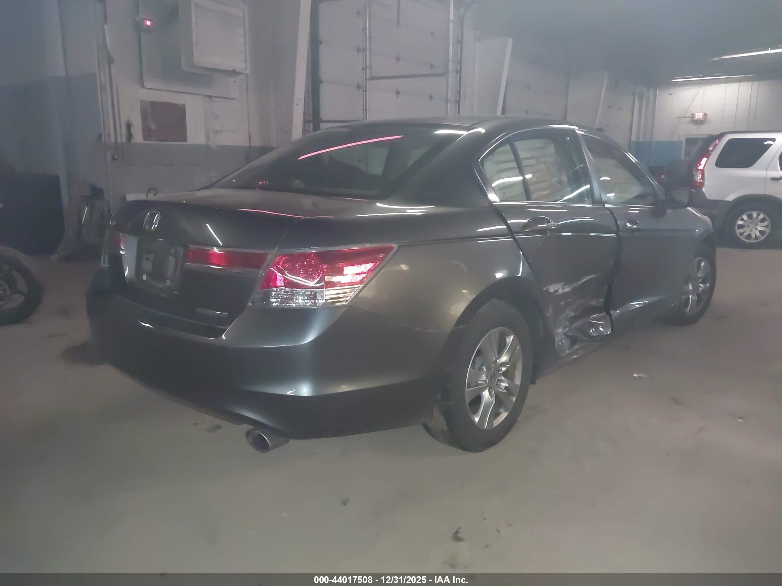 HONDA ACCORD image 4