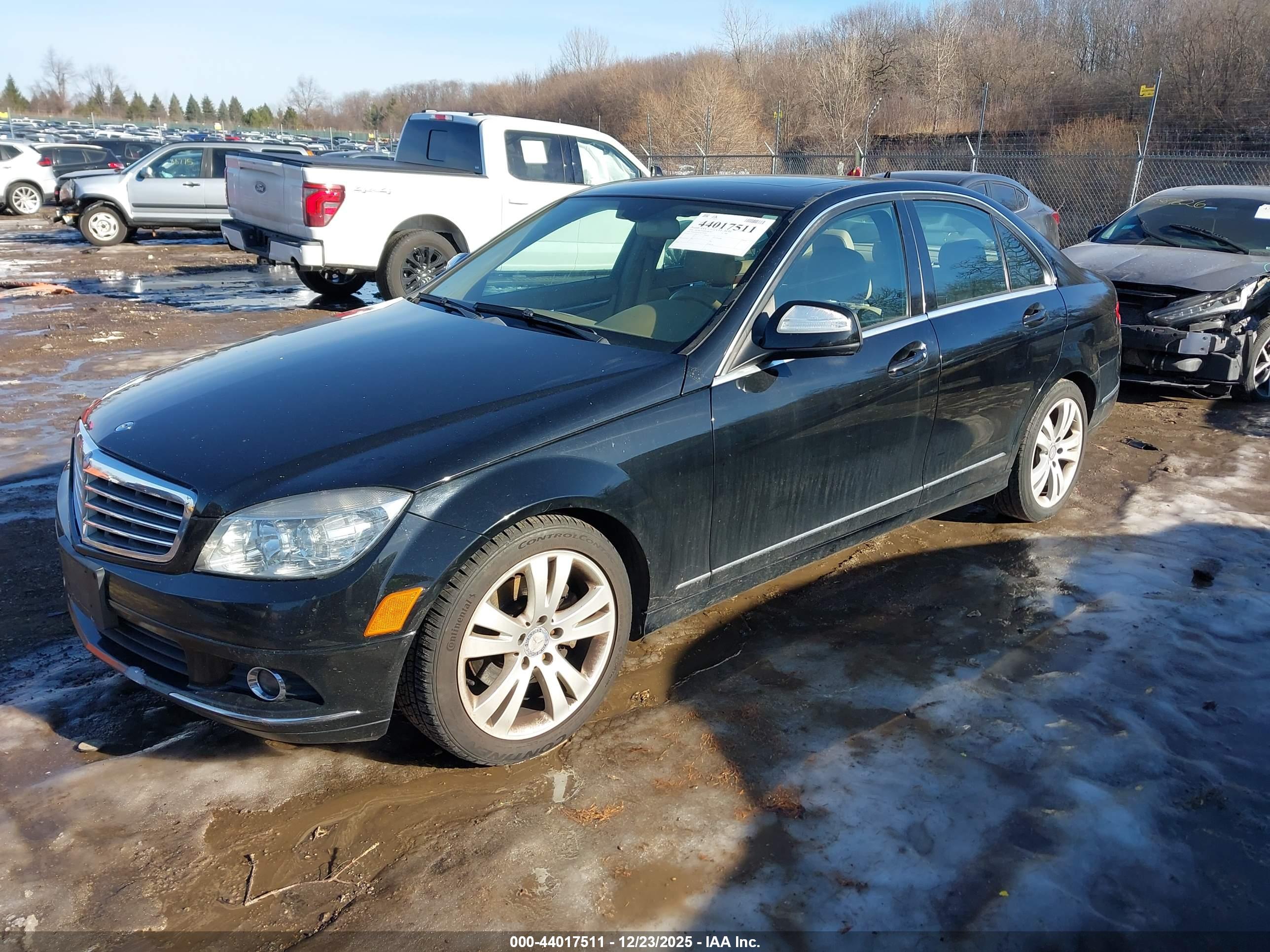 MERCEDES-BENZ C image 2