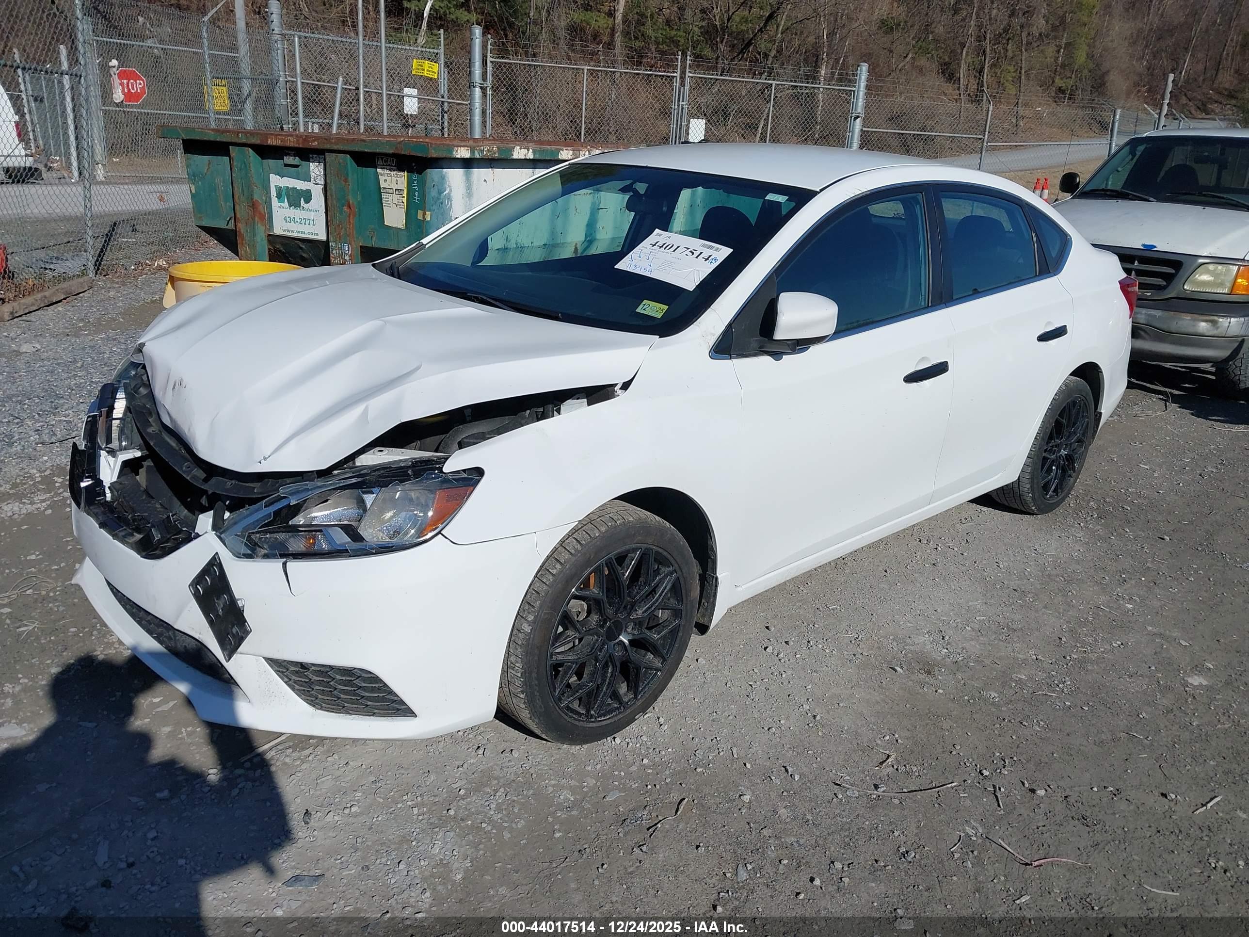 NISSAN SENTRA image 2
