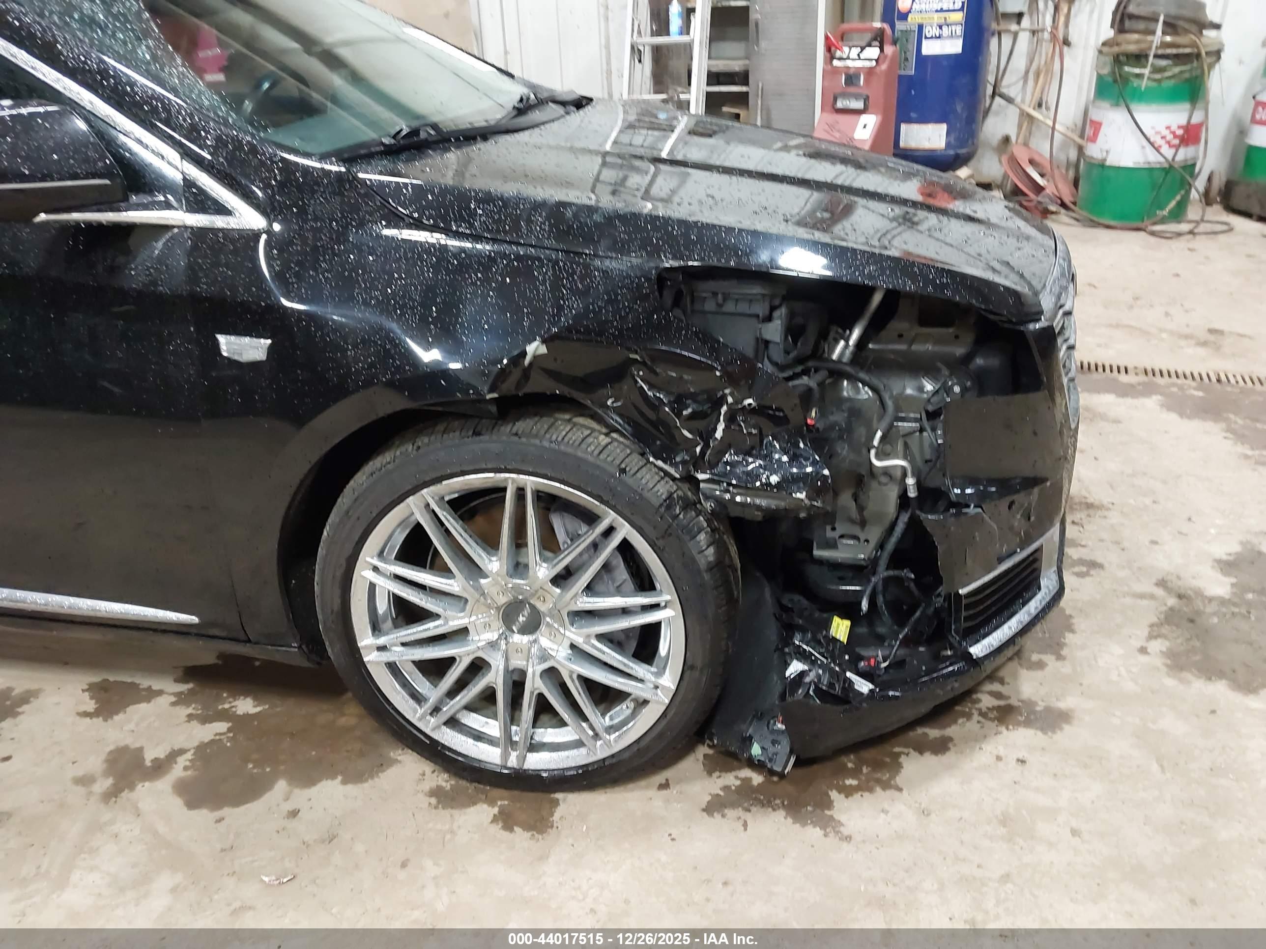 CADILLAC XTS image 6