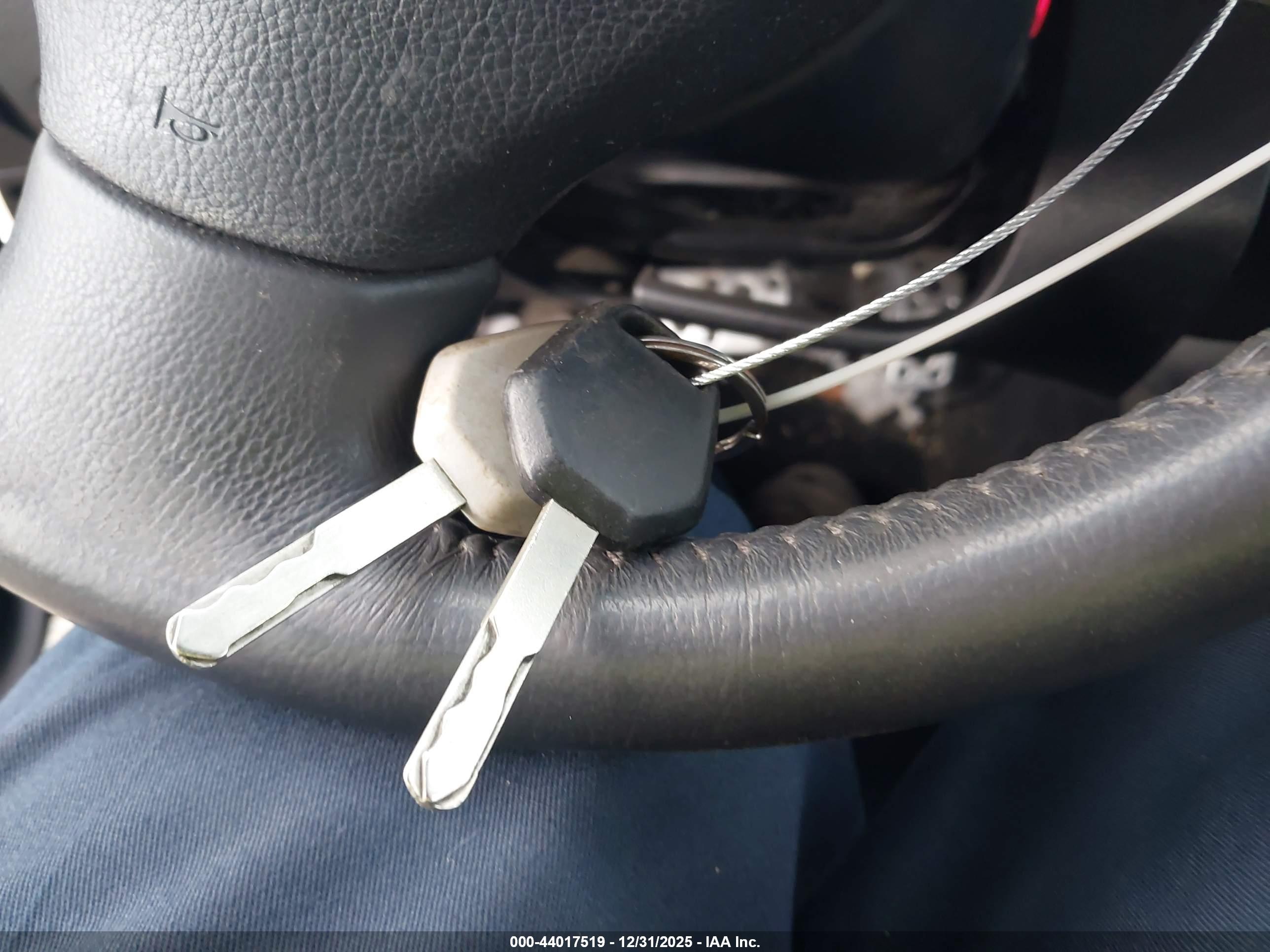 SUBARU FORESTER image 11