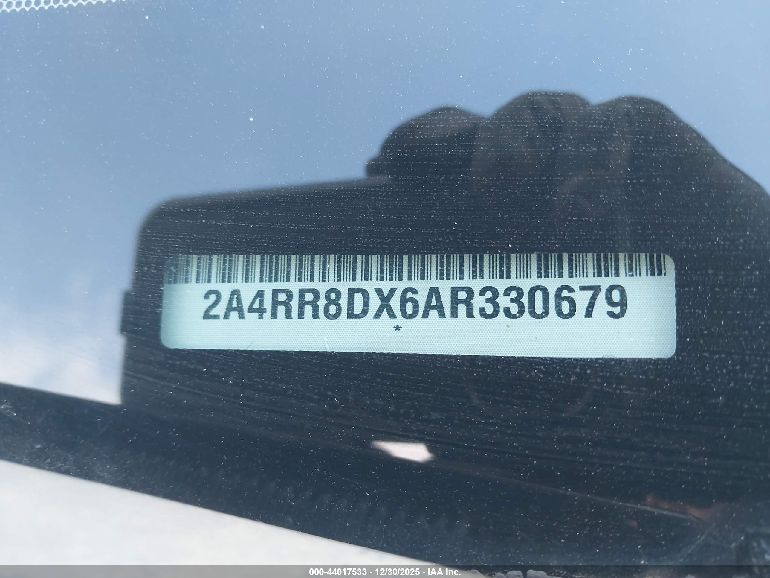CHRYSLER TOWN image 9