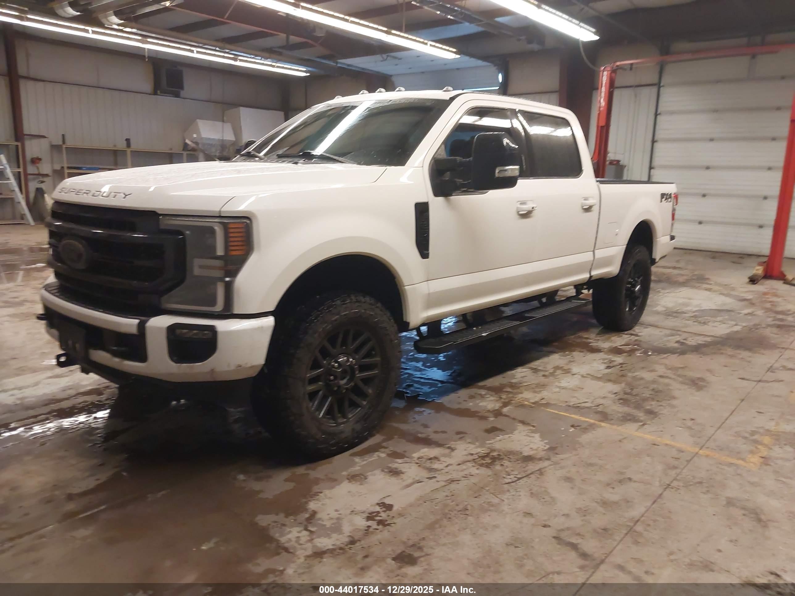 FORD F-250 image 2