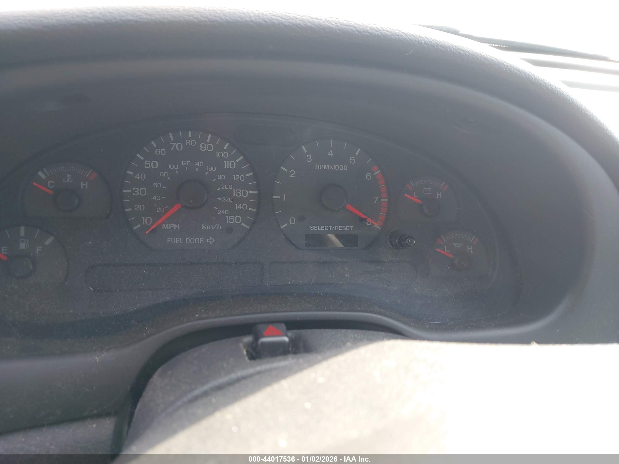 FORD MUSTANG image 7