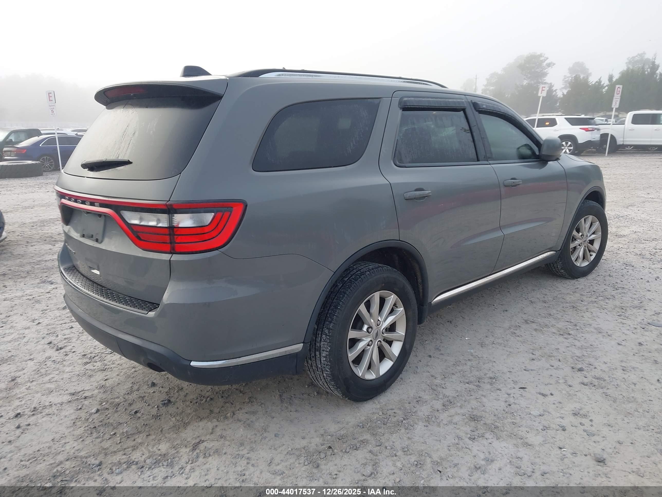 DODGE DURANGO image 4