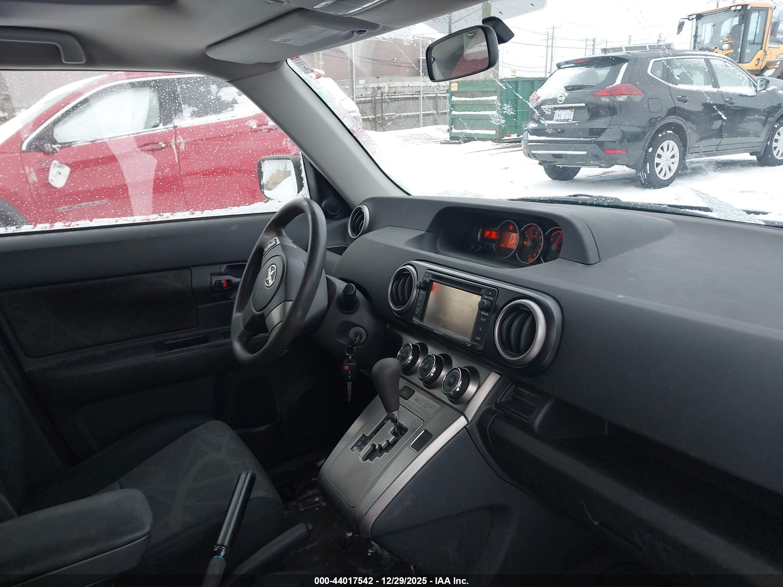 SCION XB image 5