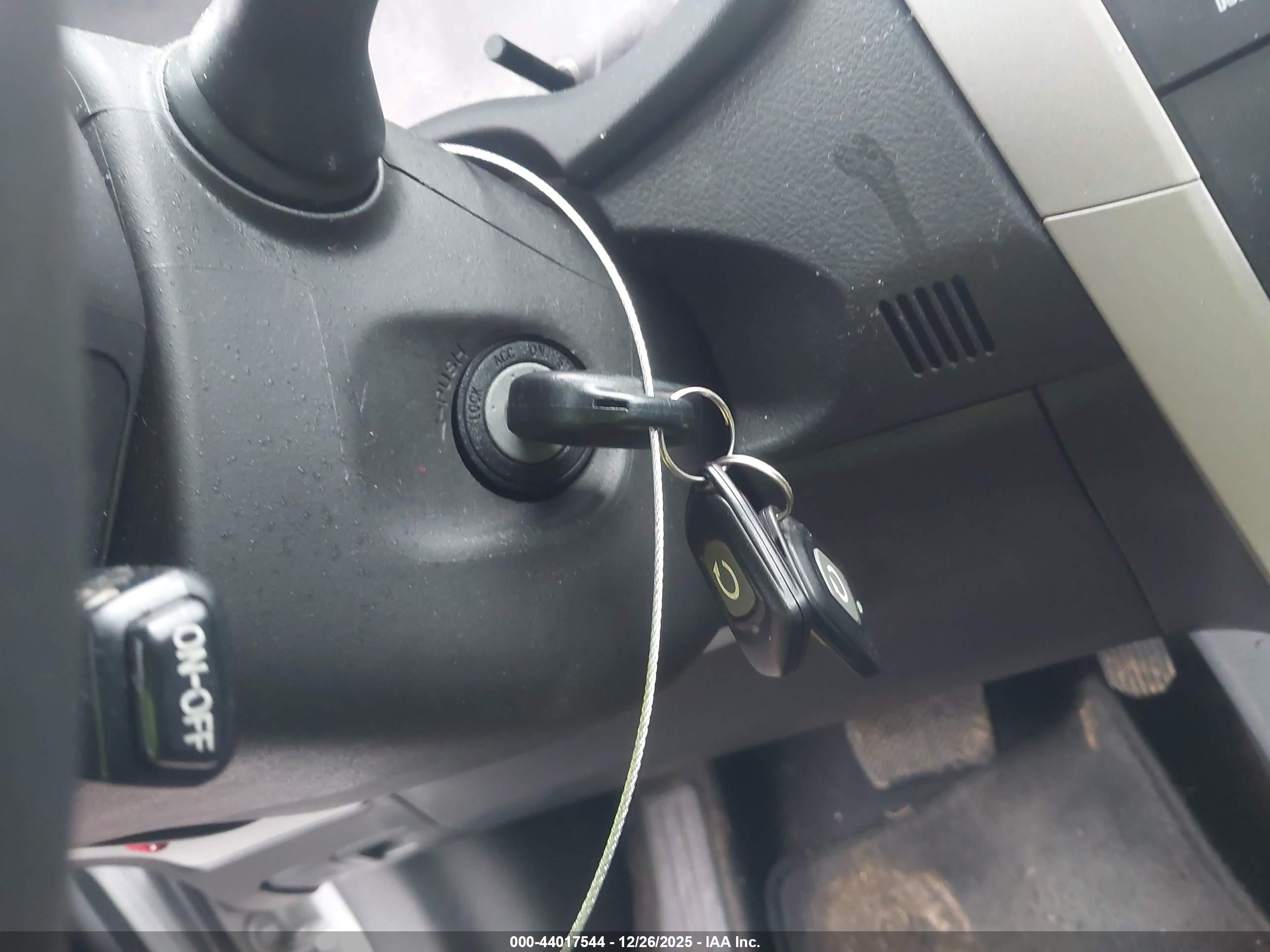 TOYOTA COROLLA image 11