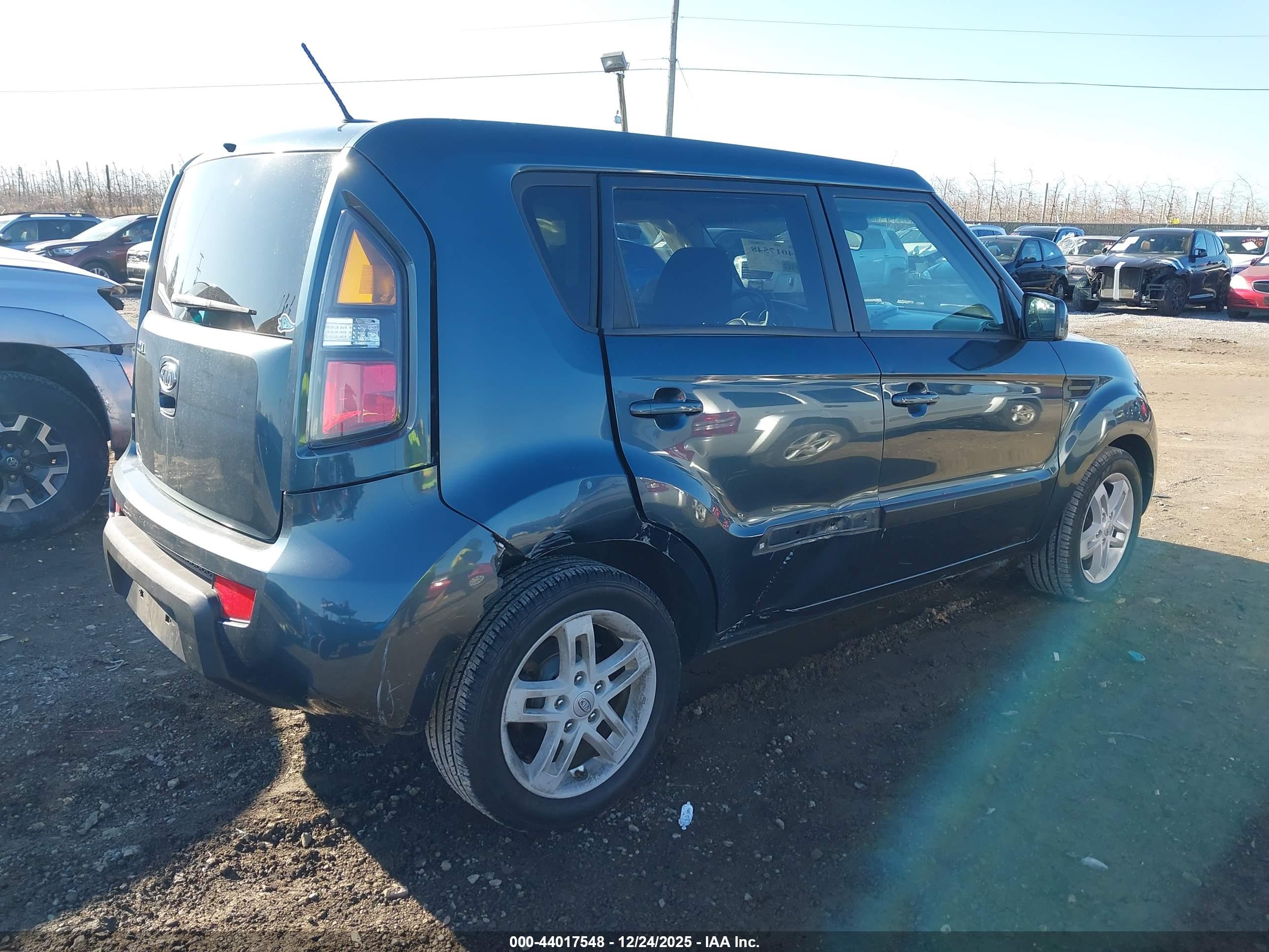 KIA SOUL image 4