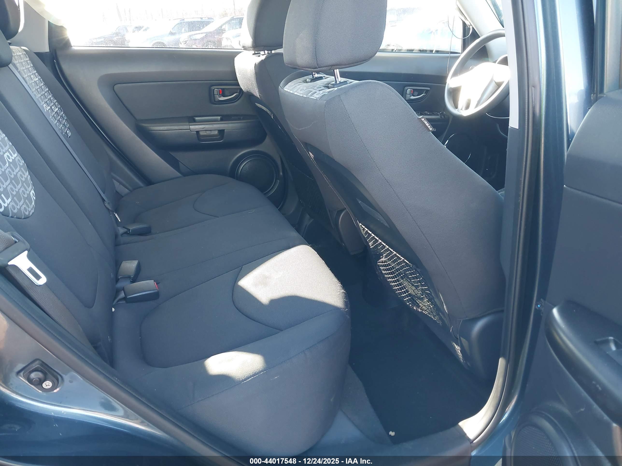KIA SOUL image 8