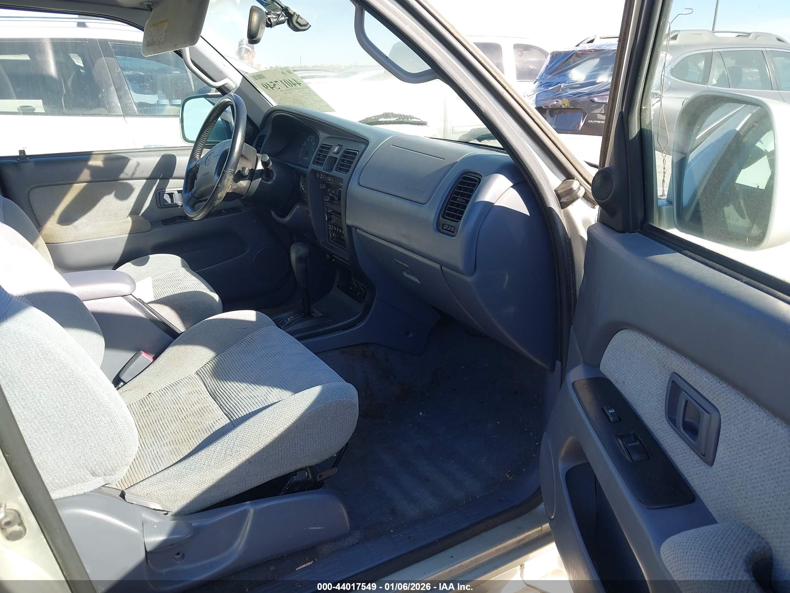 TOYOTA 4RUNNER image 5