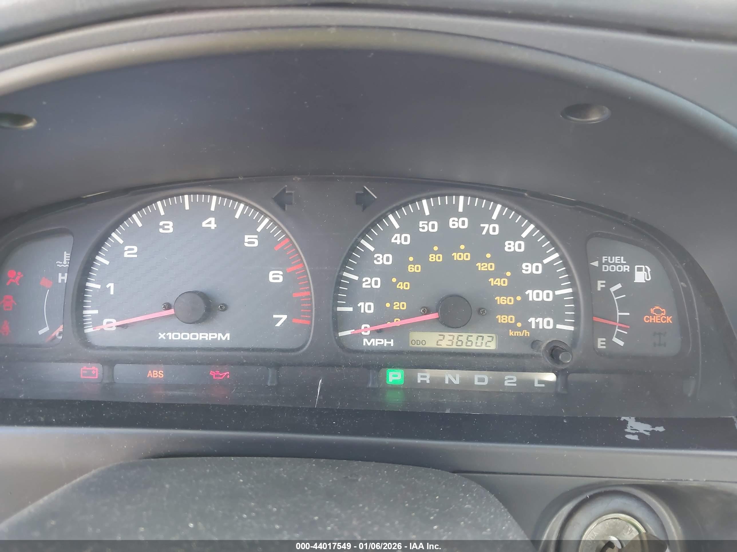 TOYOTA 4RUNNER image 7