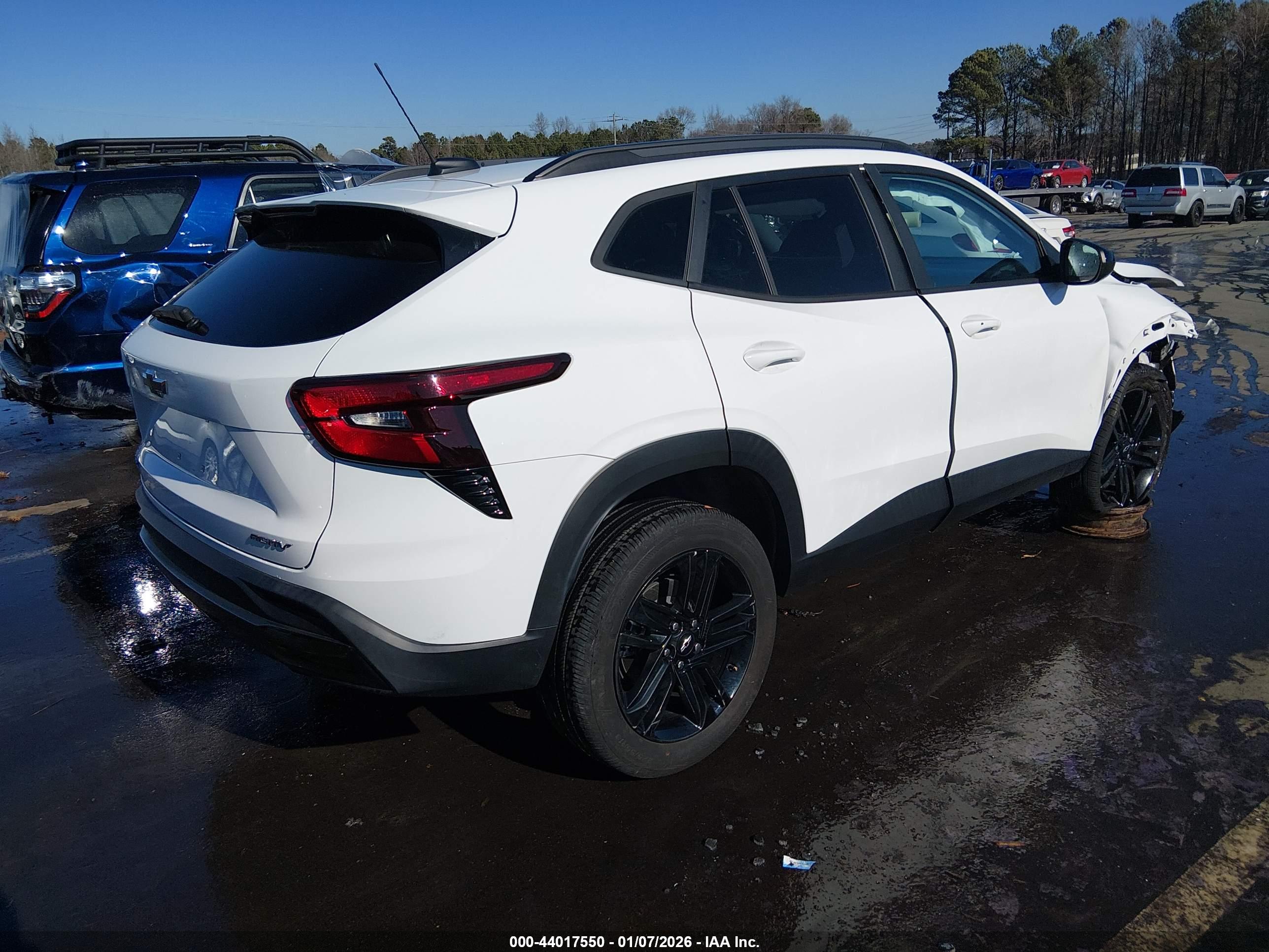 CHEVROLET TRAX image 4