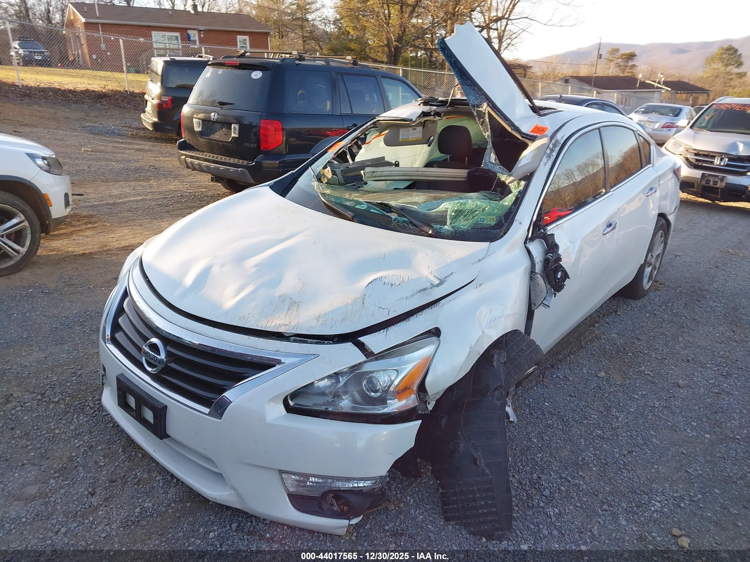 NISSAN ALTIMA image 6