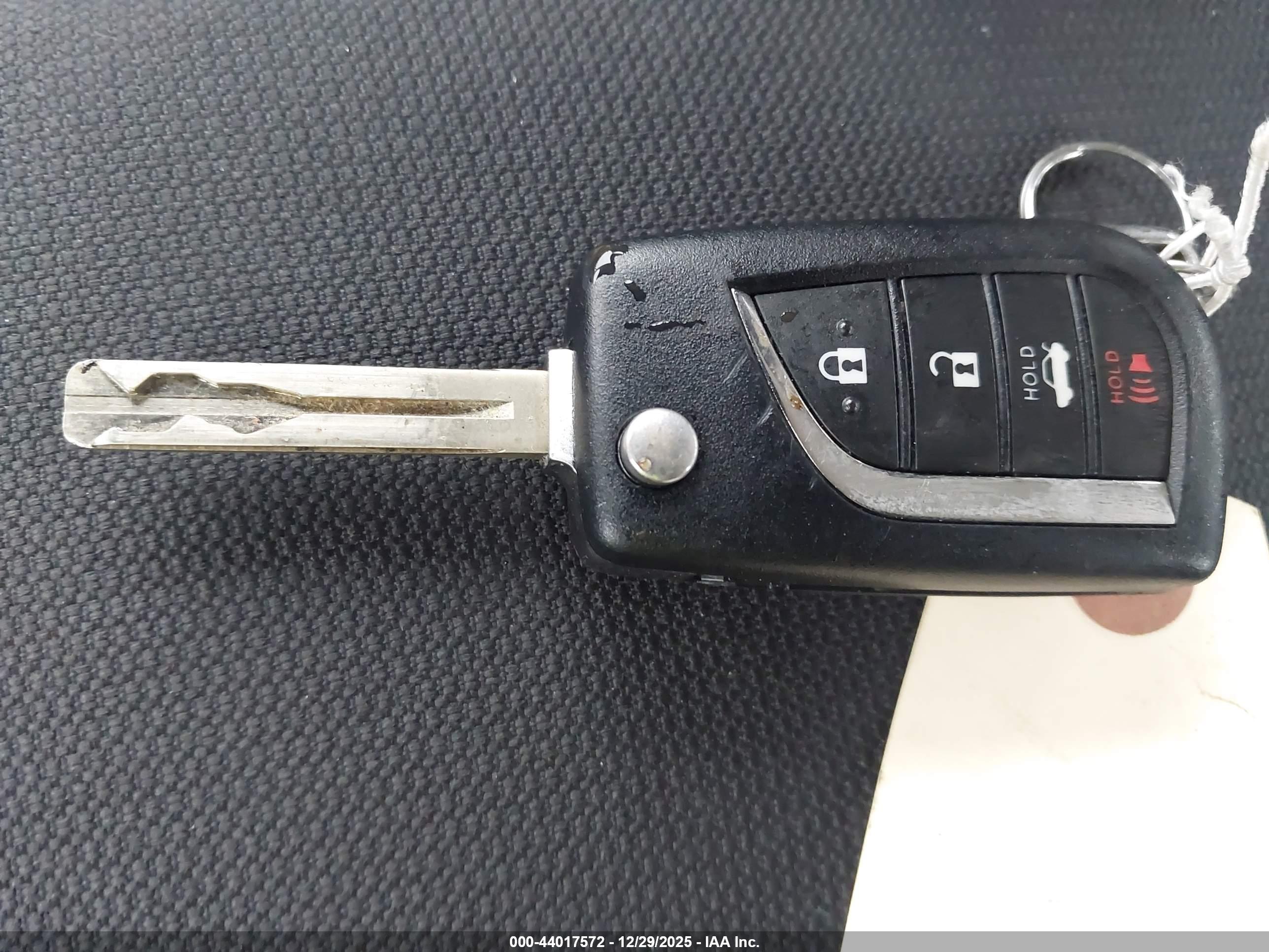 TOYOTA COROLLA image 11