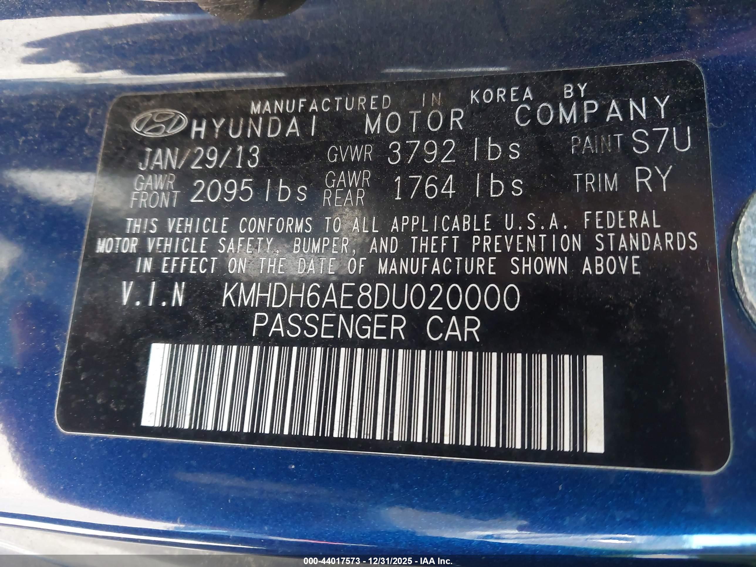 HYUNDAI ELANTRA image 9
