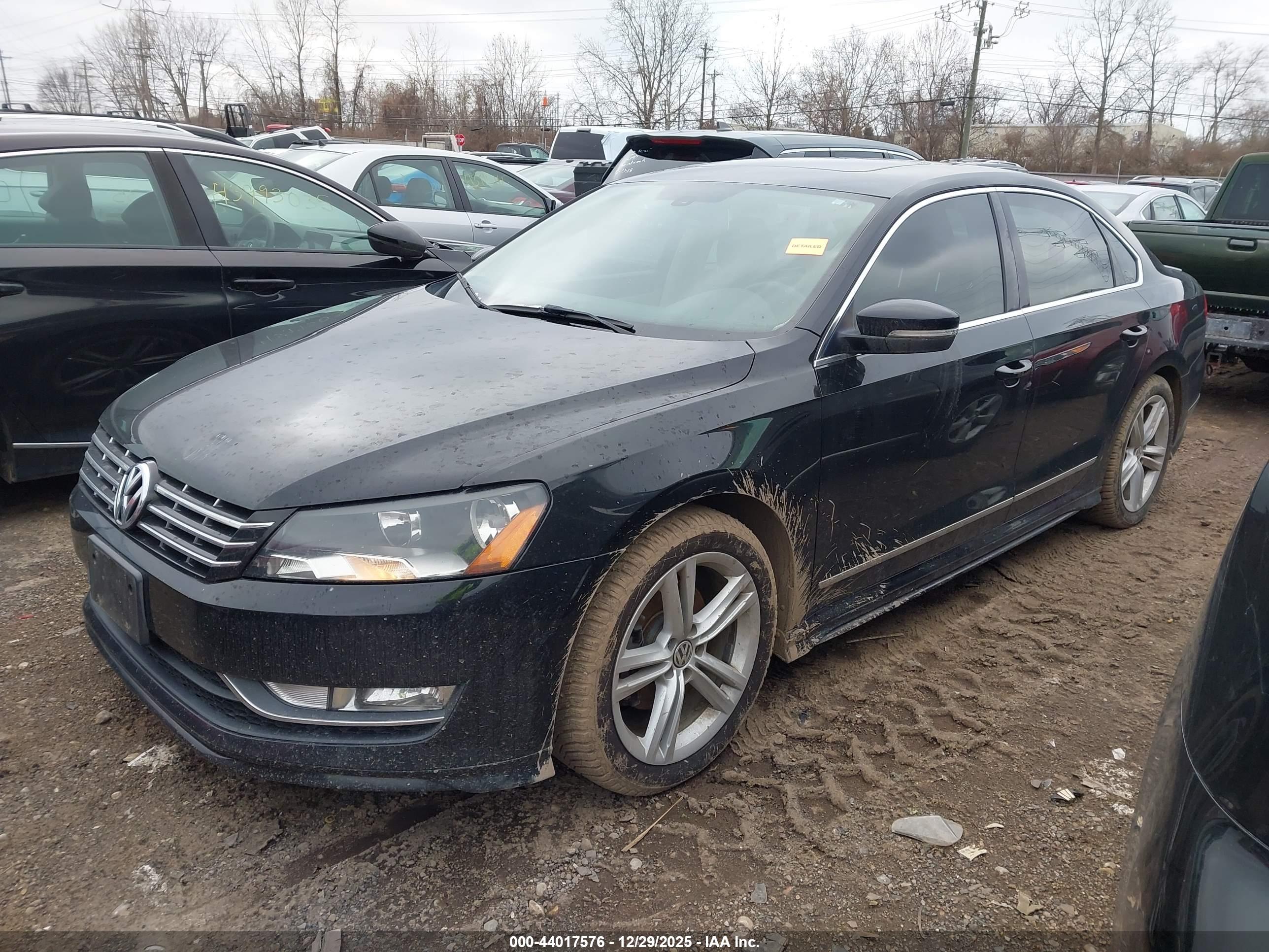 VOLKSWAGEN PASSAT image 2