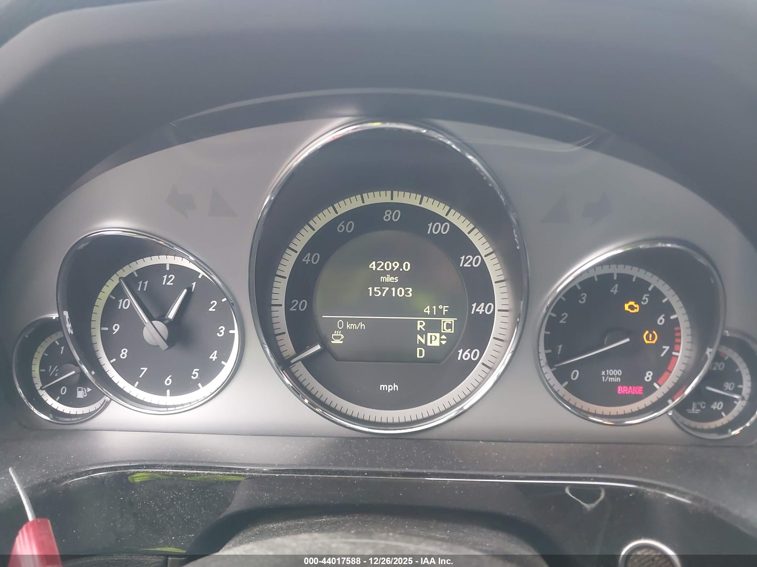 MERCEDES-BENZ E image 7