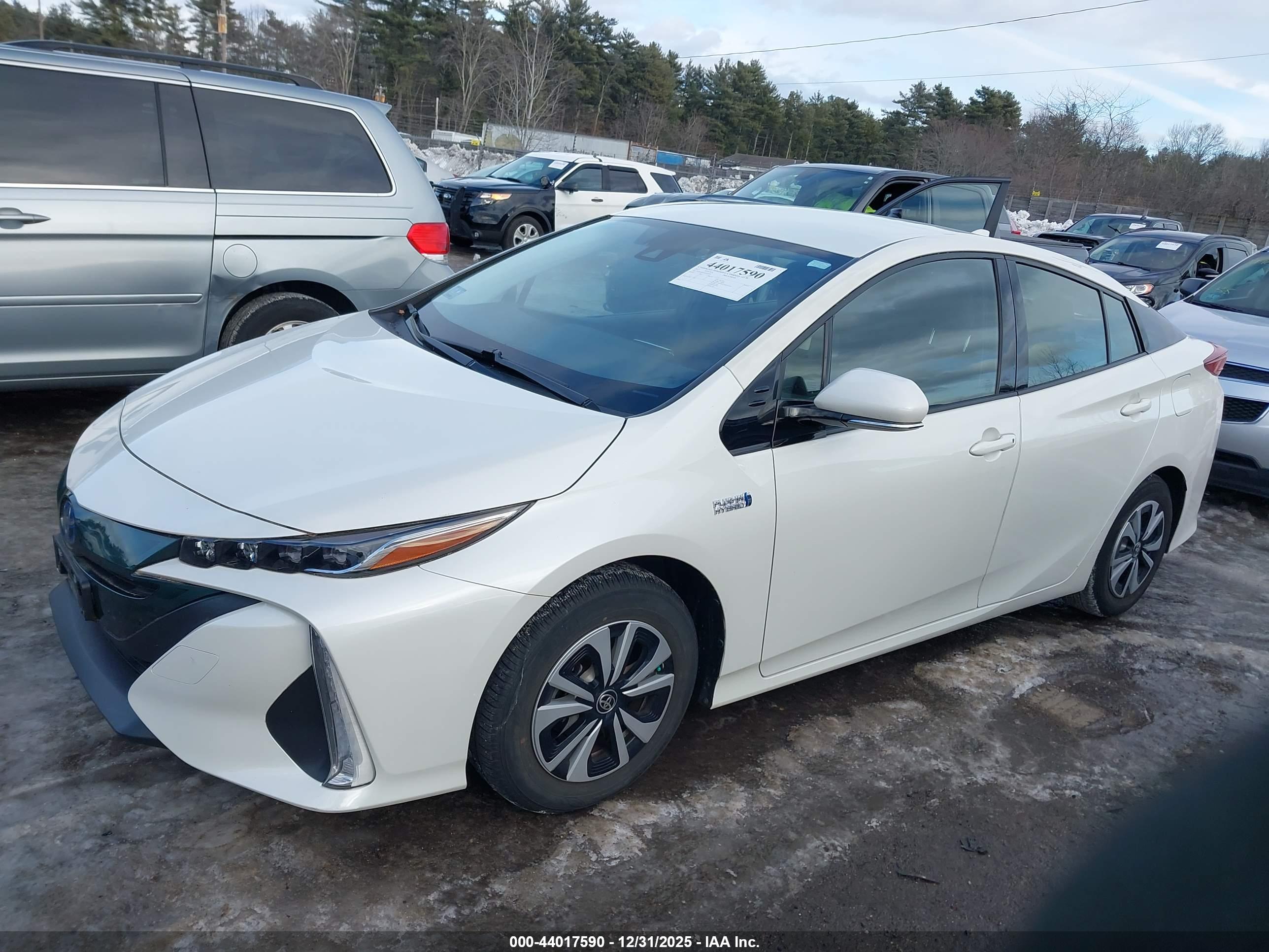 TOYOTA PRIUS image 6