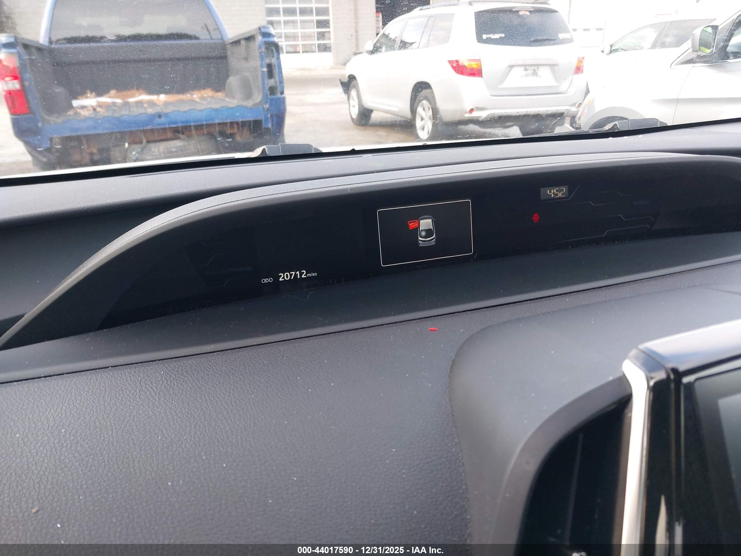 TOYOTA PRIUS image 7