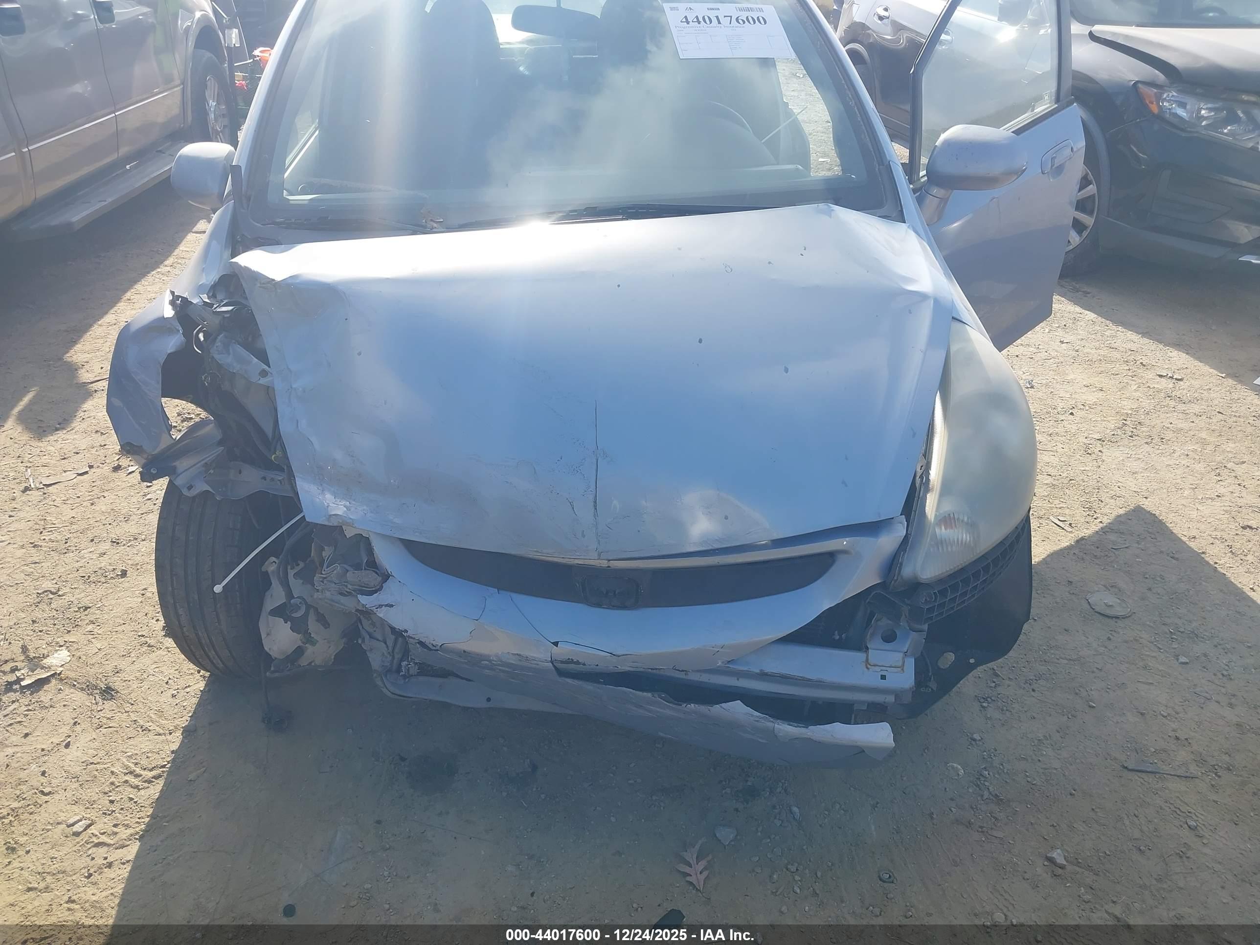 HONDA FIT image 6