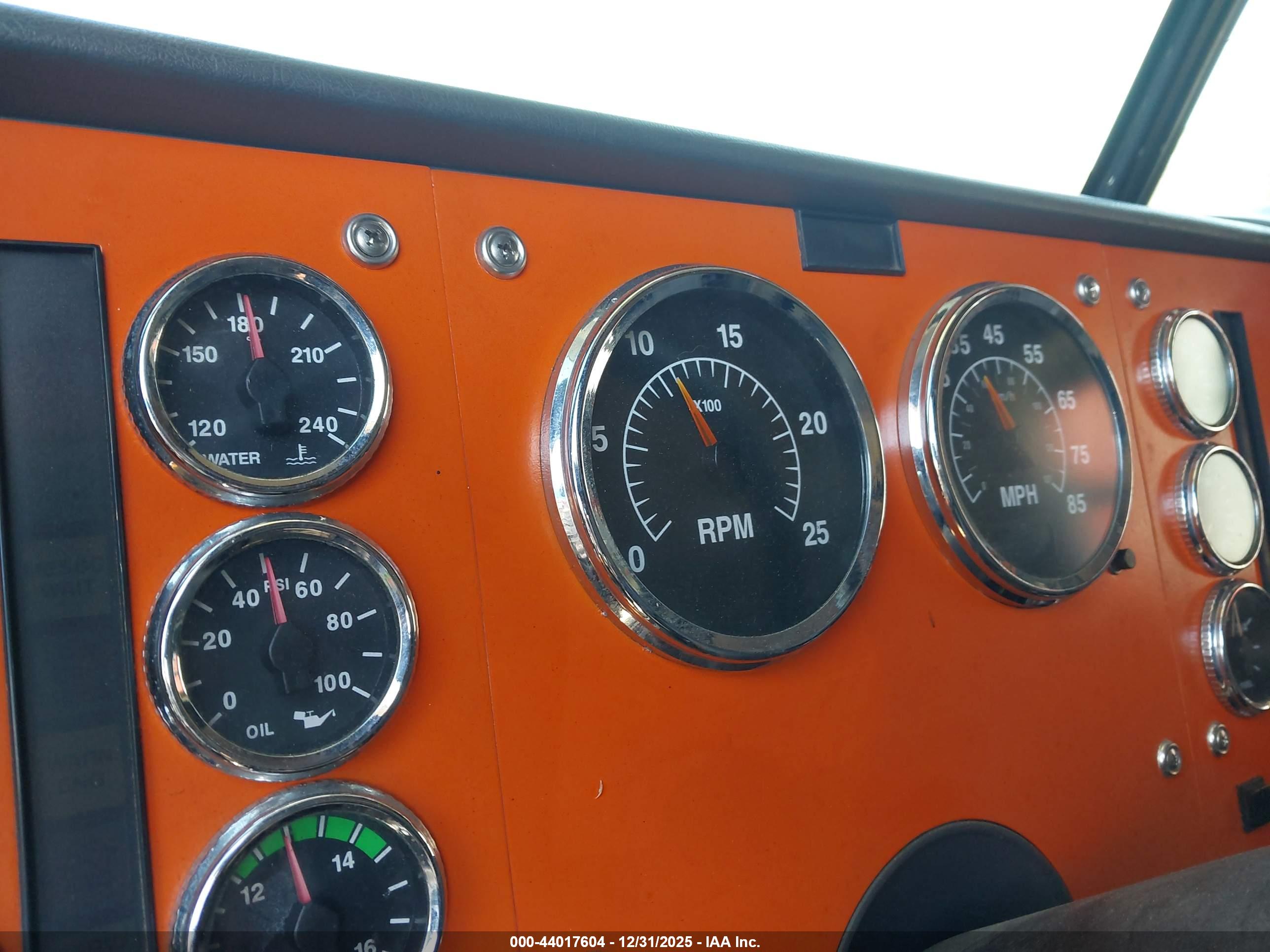 INTERNATIONAL 9200 image 6