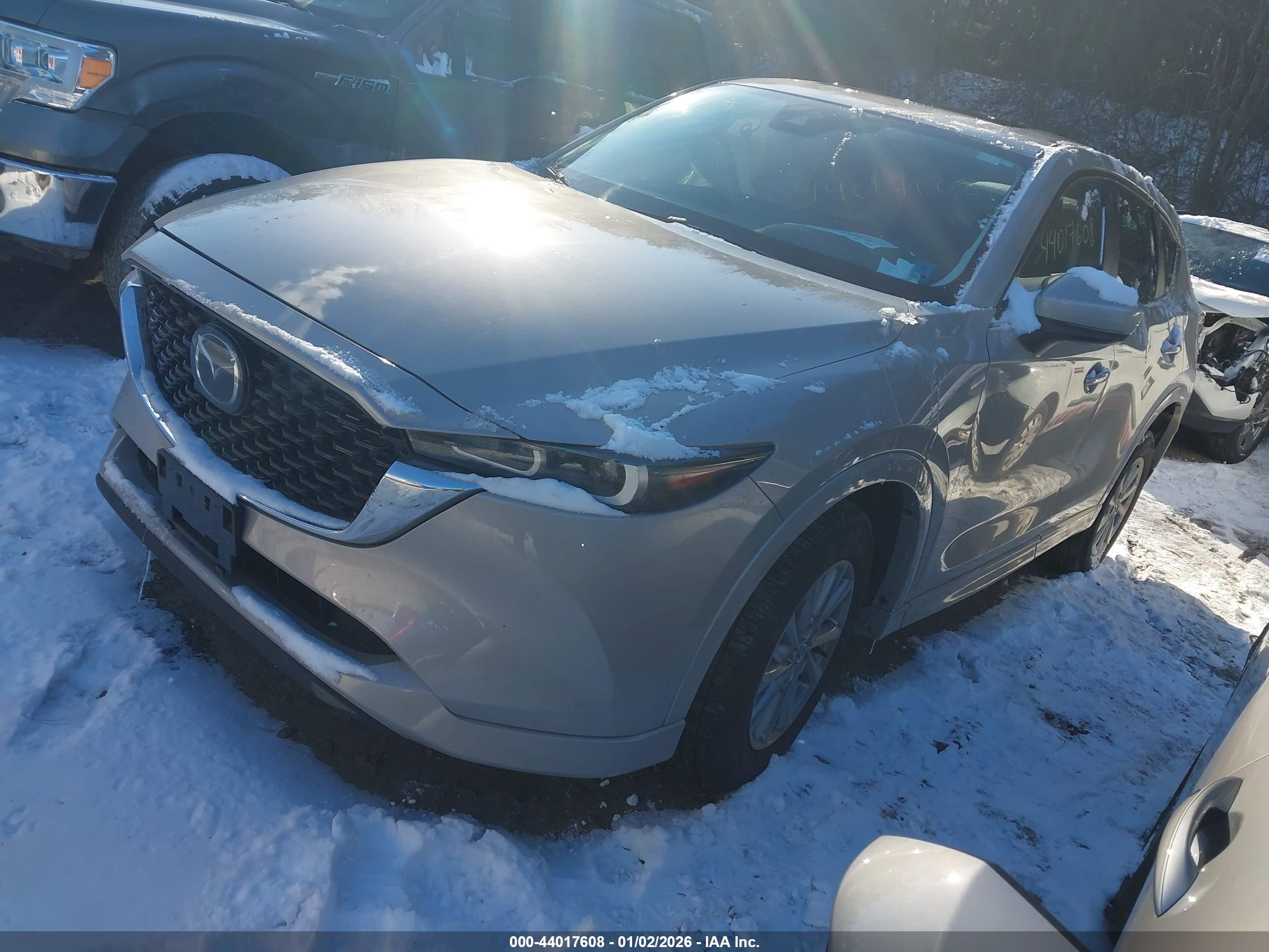 MAZDA CX-5 image 2