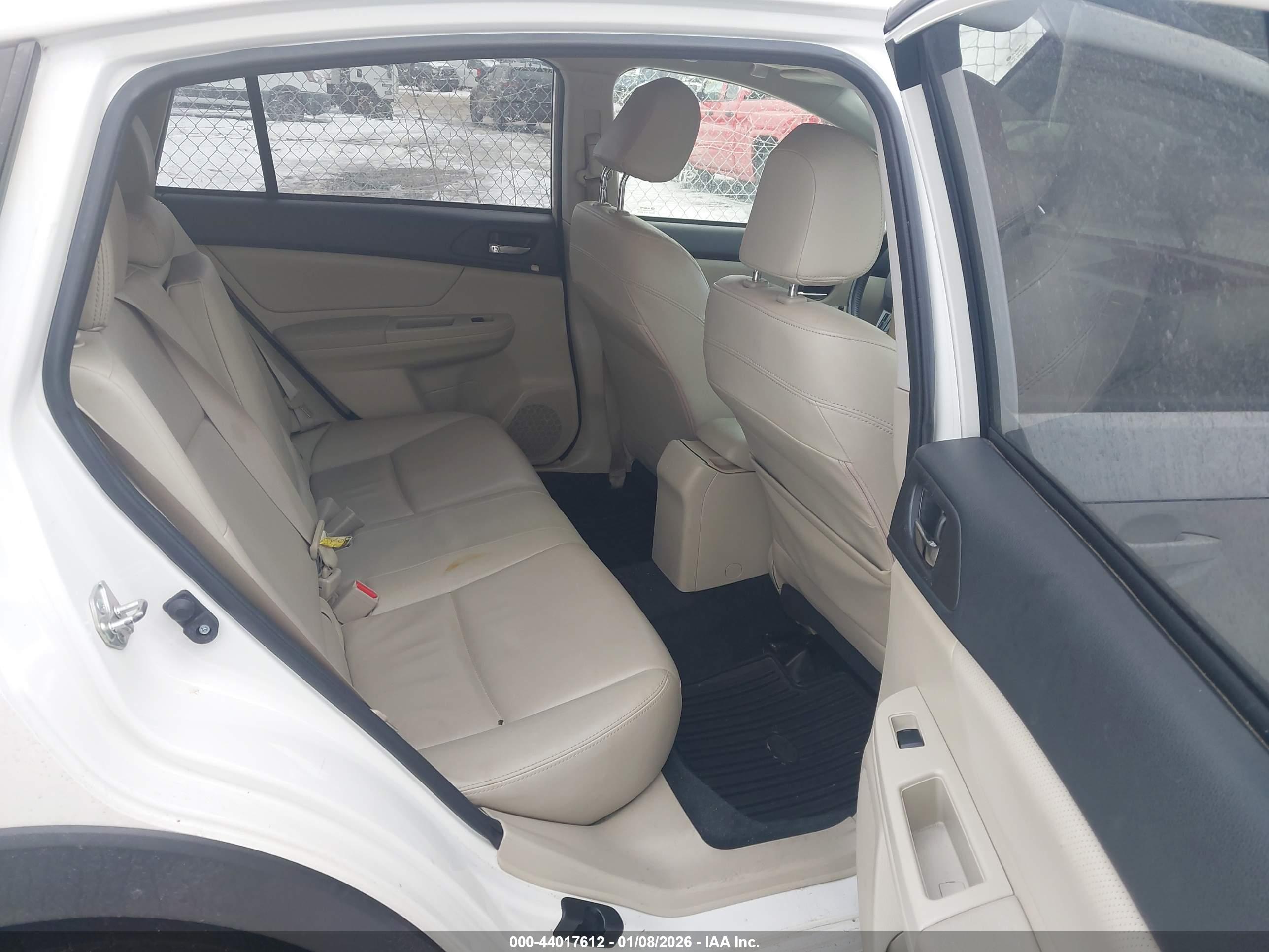 SUBARU XV image 8