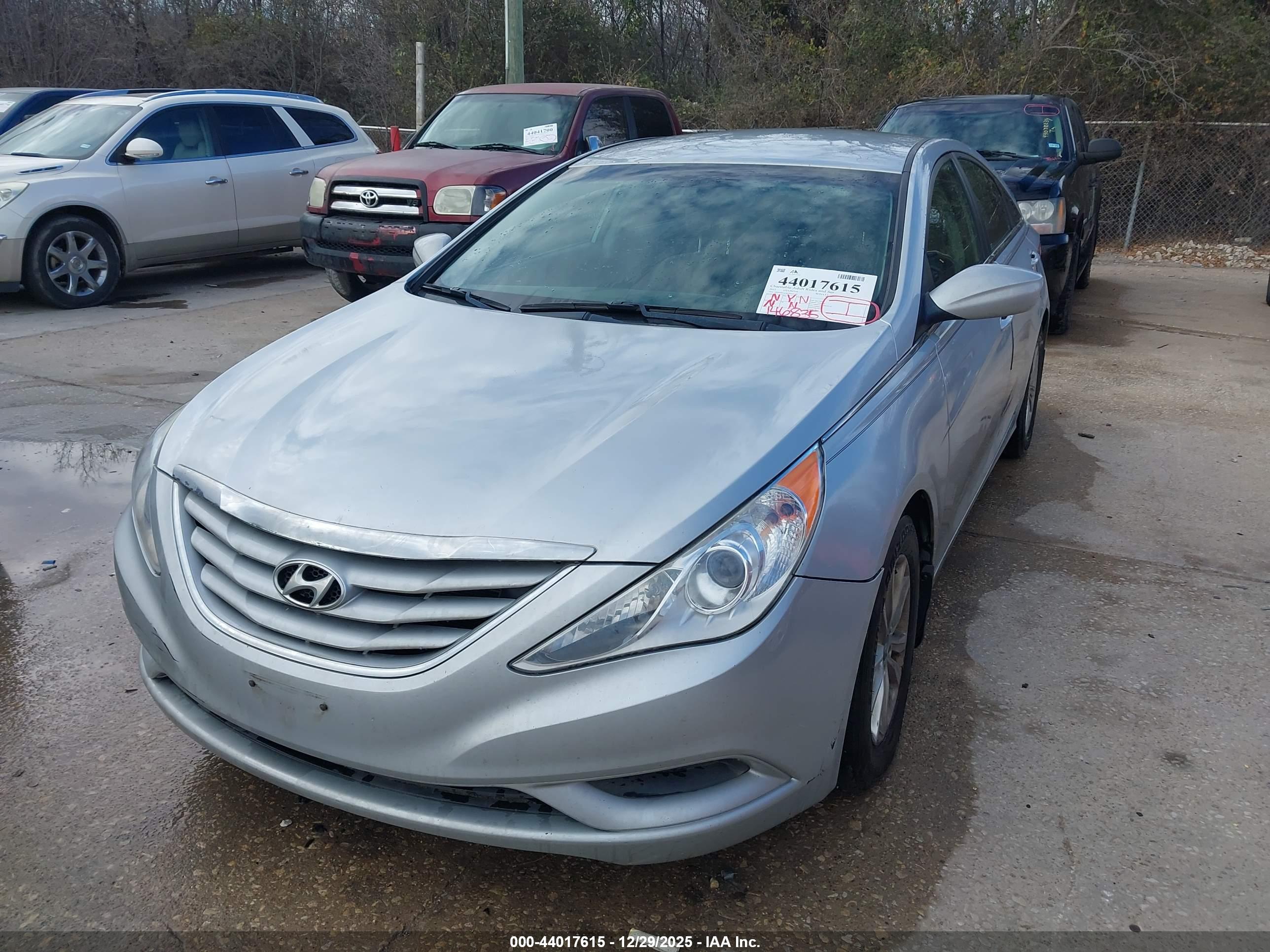 HYUNDAI SONATA image 6