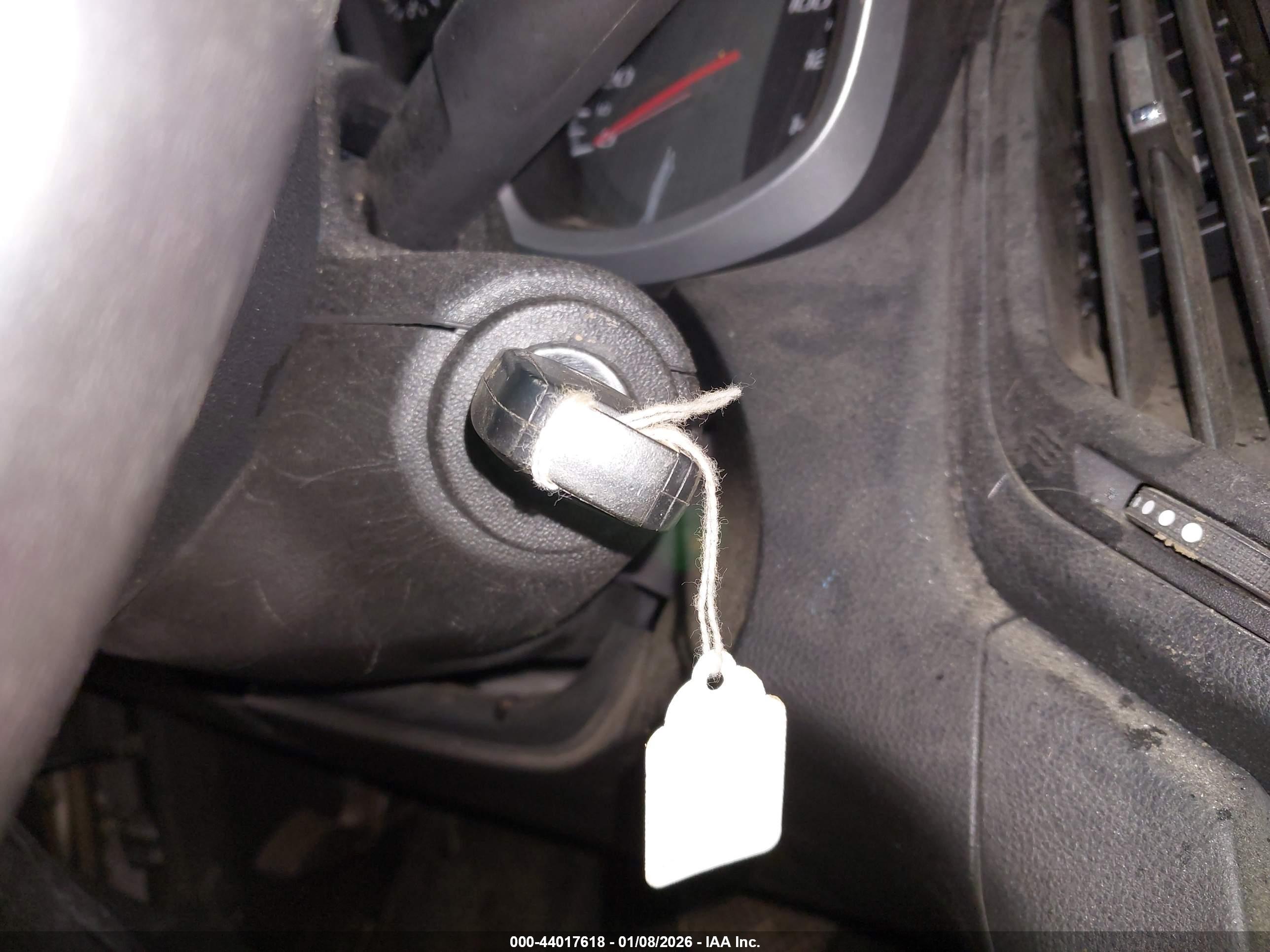 CHEVROLET EQUINOX image 11