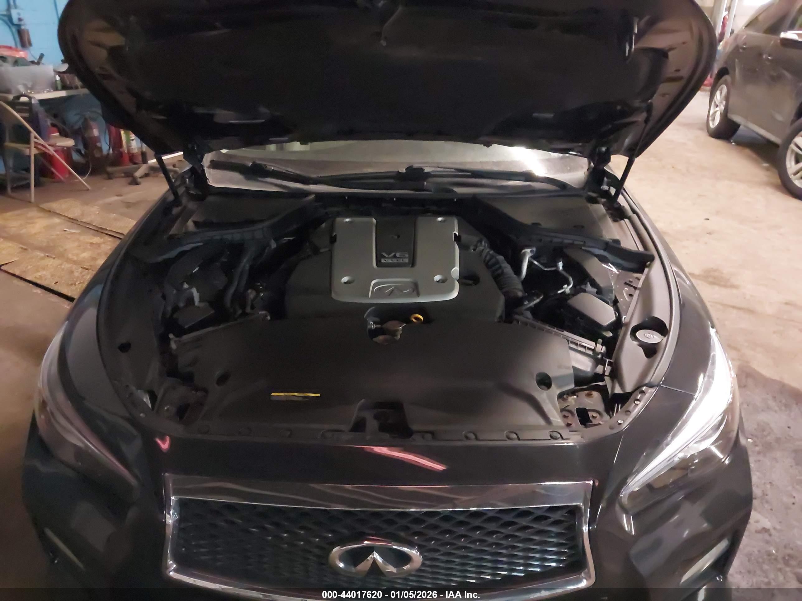 INFINITI Q50 image 10
