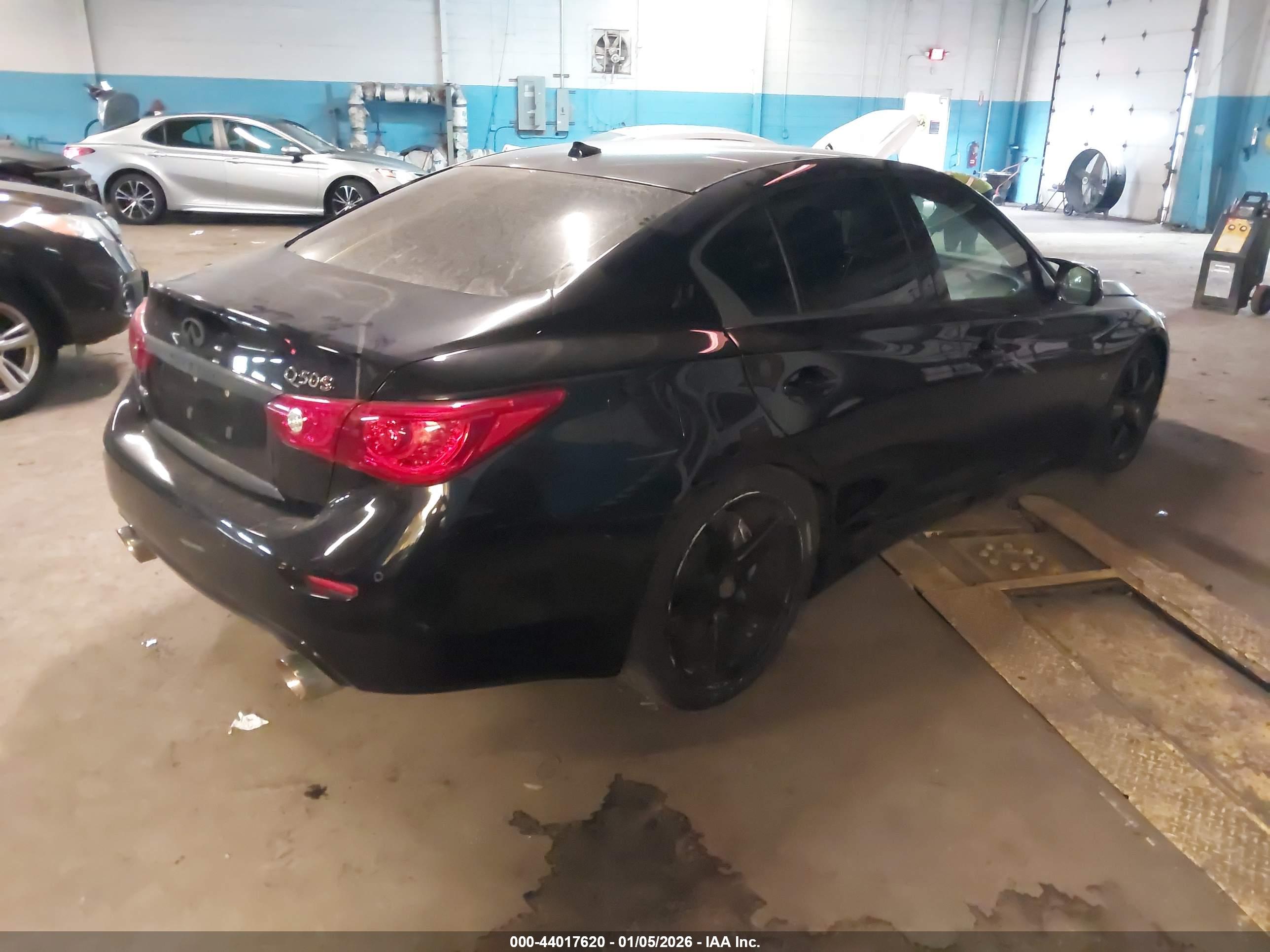 INFINITI Q50 image 4