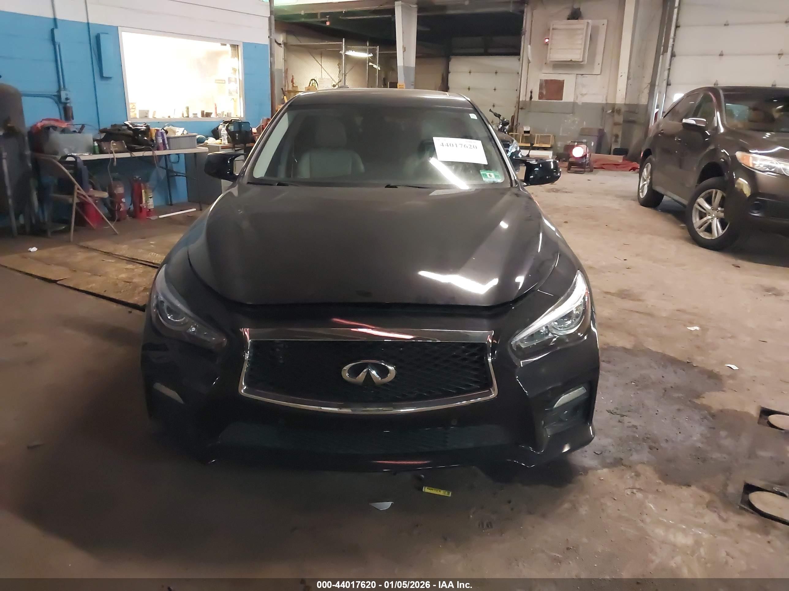 INFINITI Q50 image 6