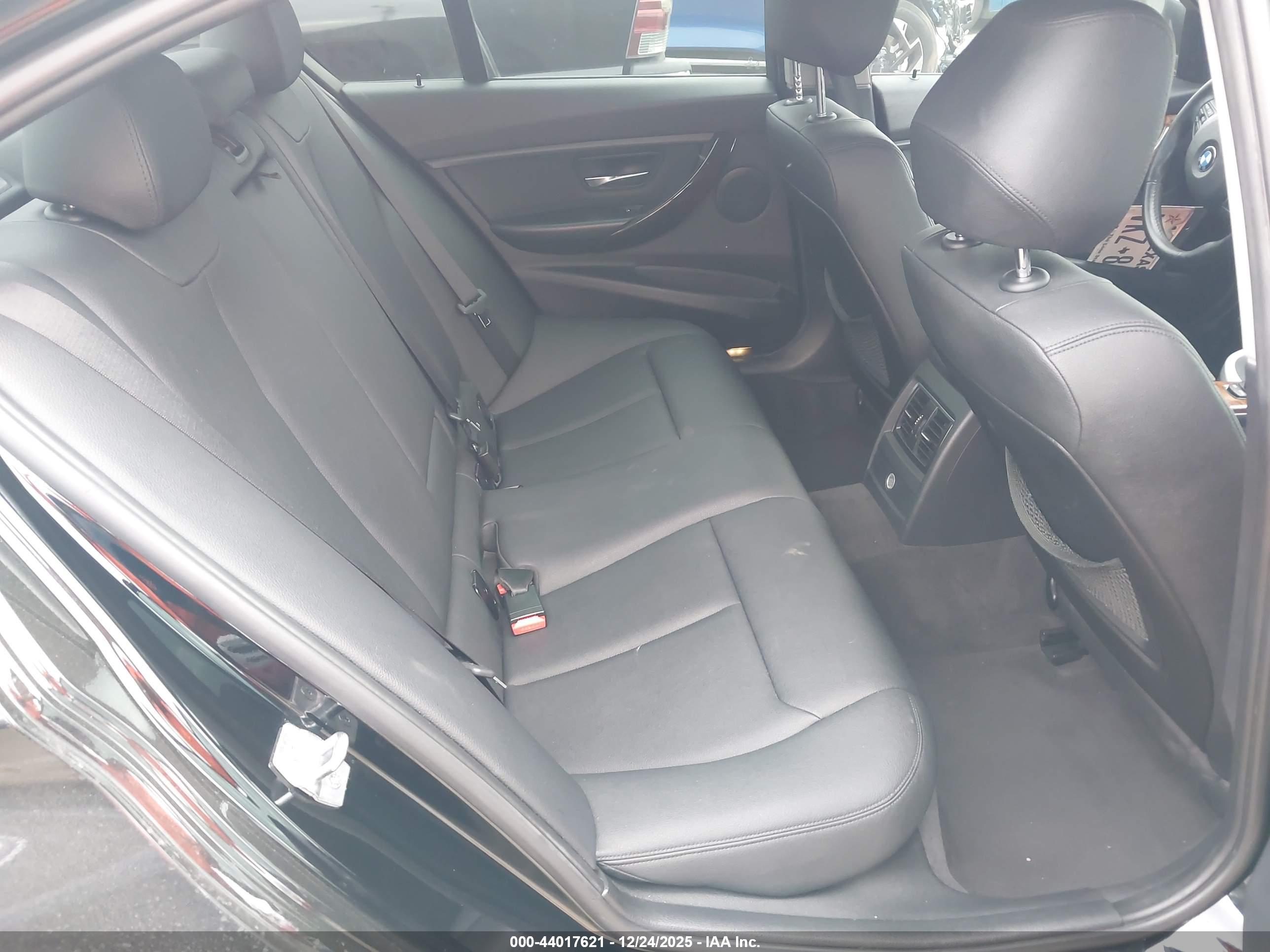 BMW 328I image 8