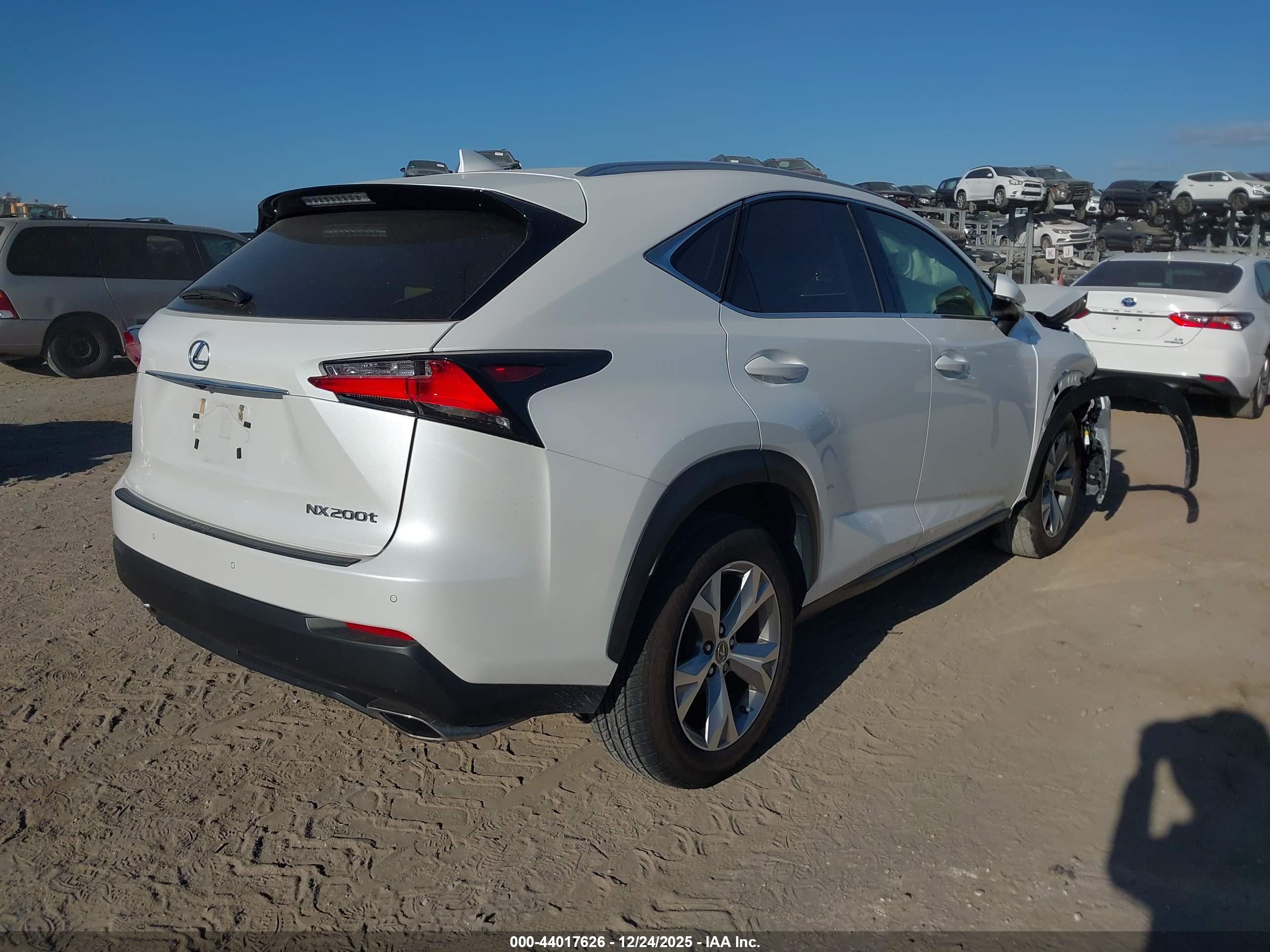 LEXUS NX image 4