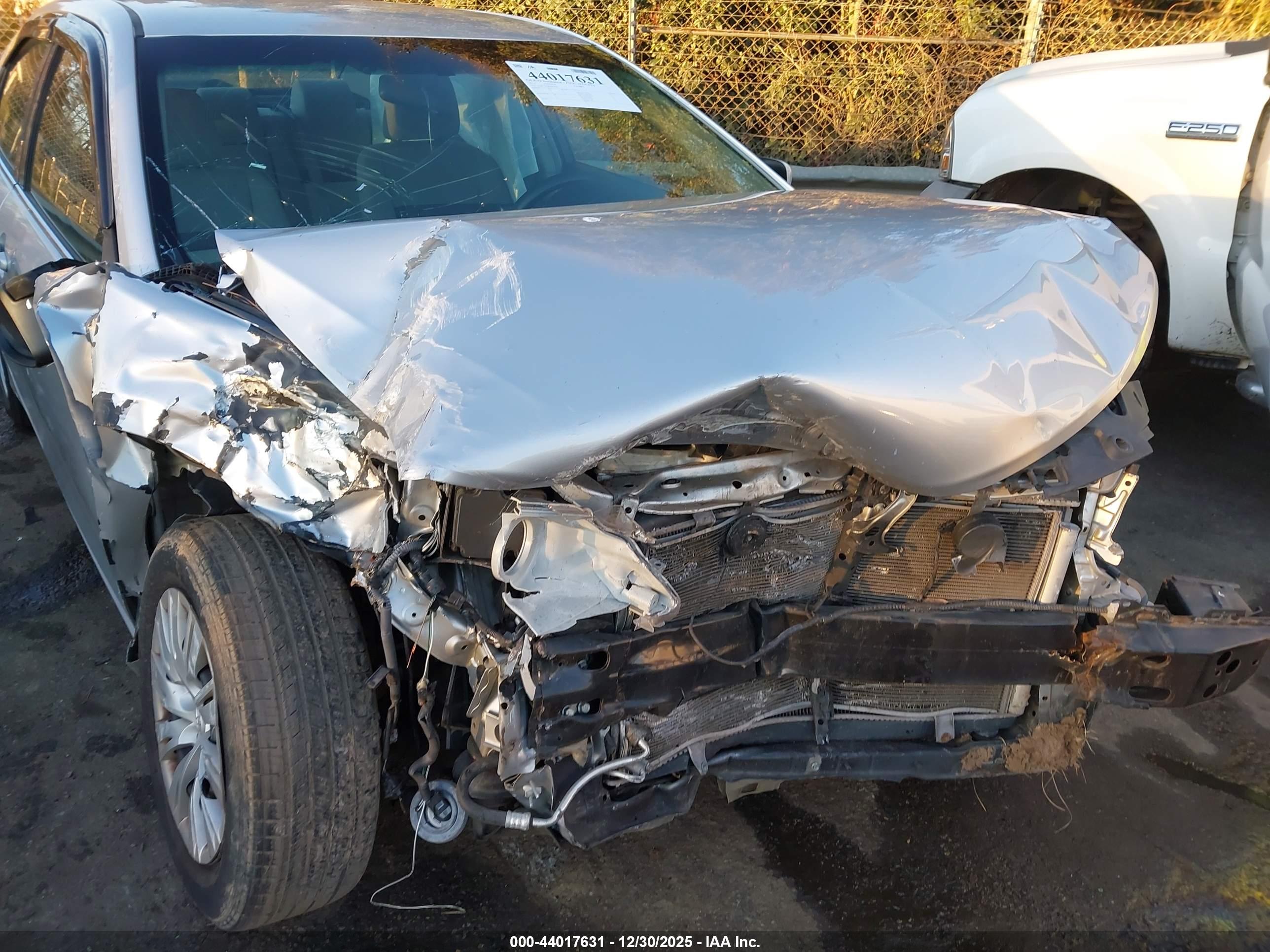 TOYOTA CAMRY image 6