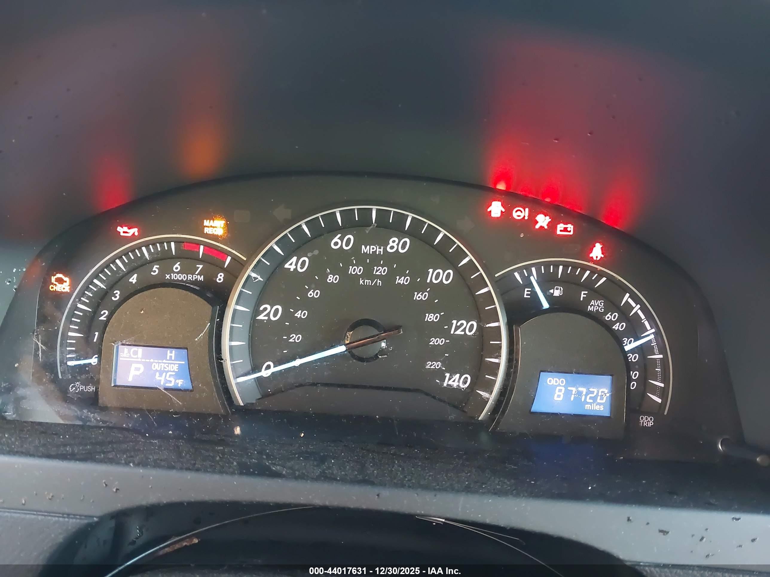 TOYOTA CAMRY image 7