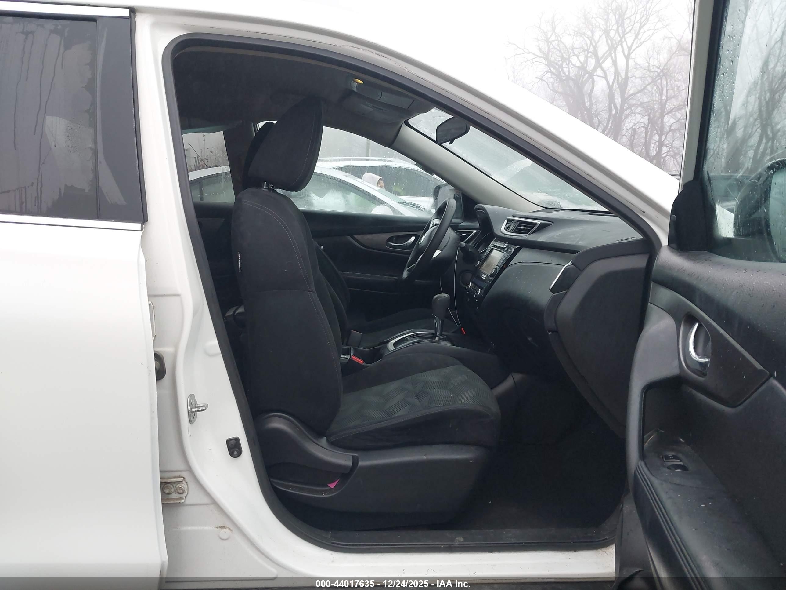 NISSAN ROGUE image 5