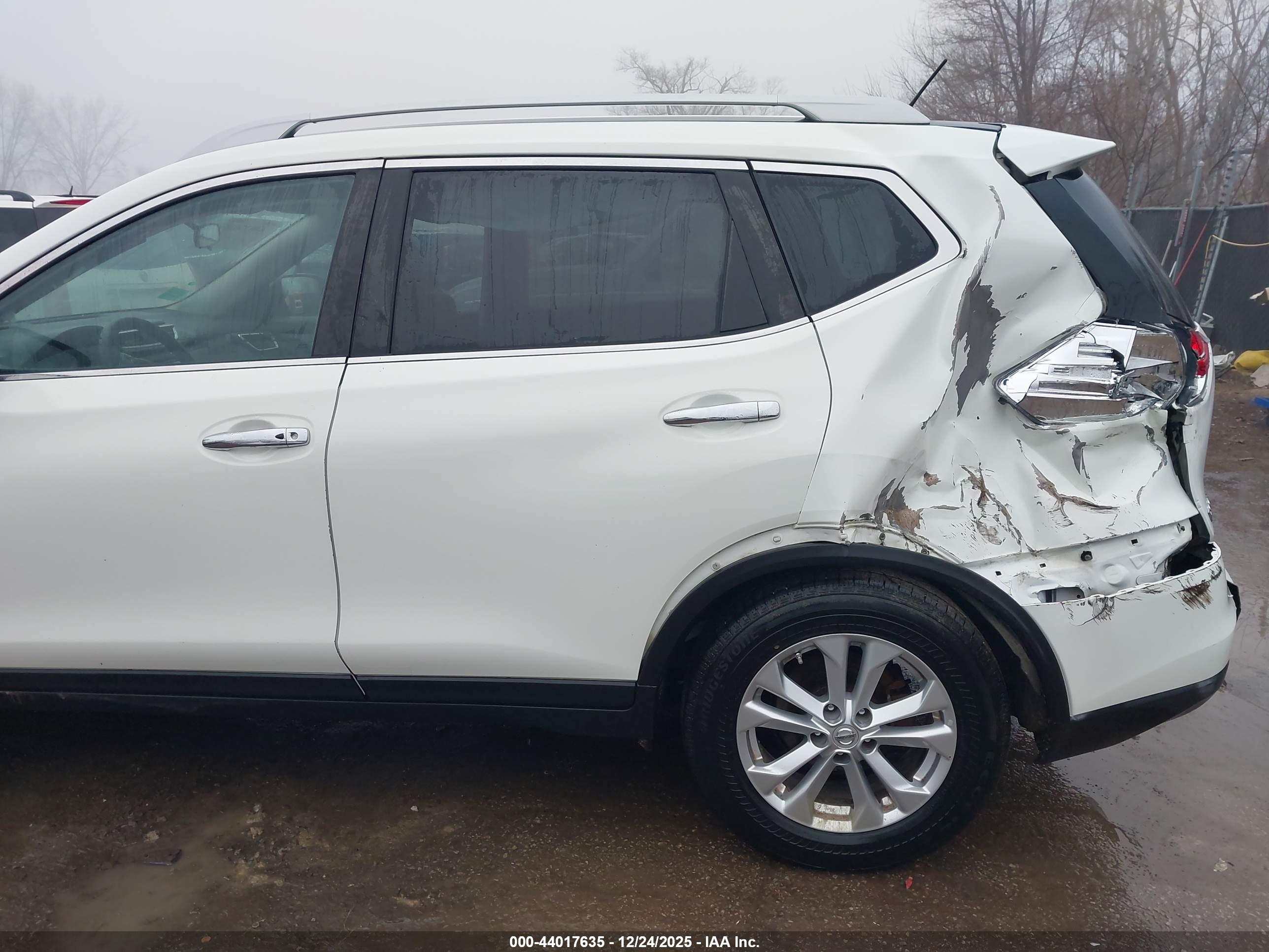 NISSAN ROGUE image 6