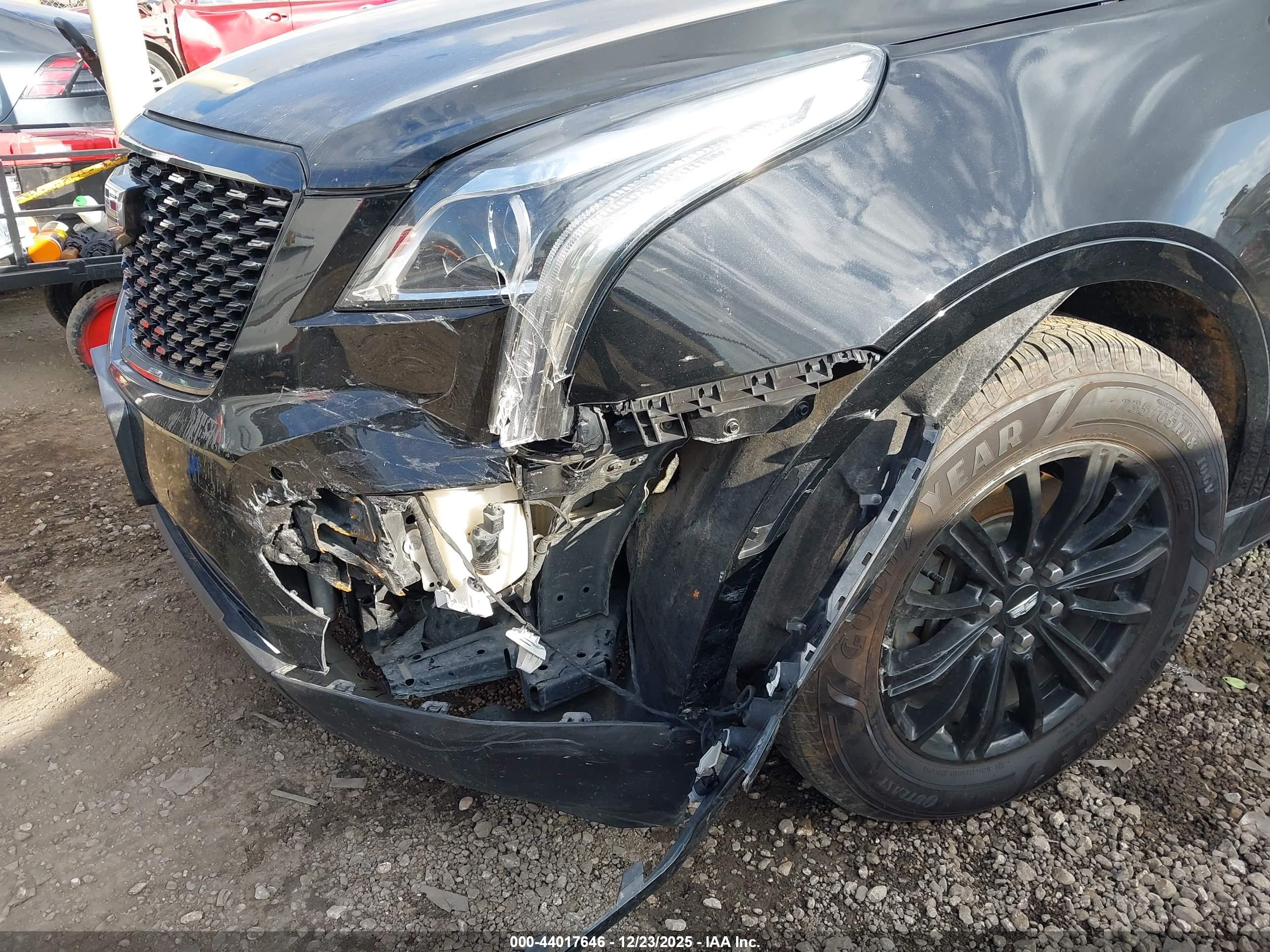 CADILLAC XT5 image 6