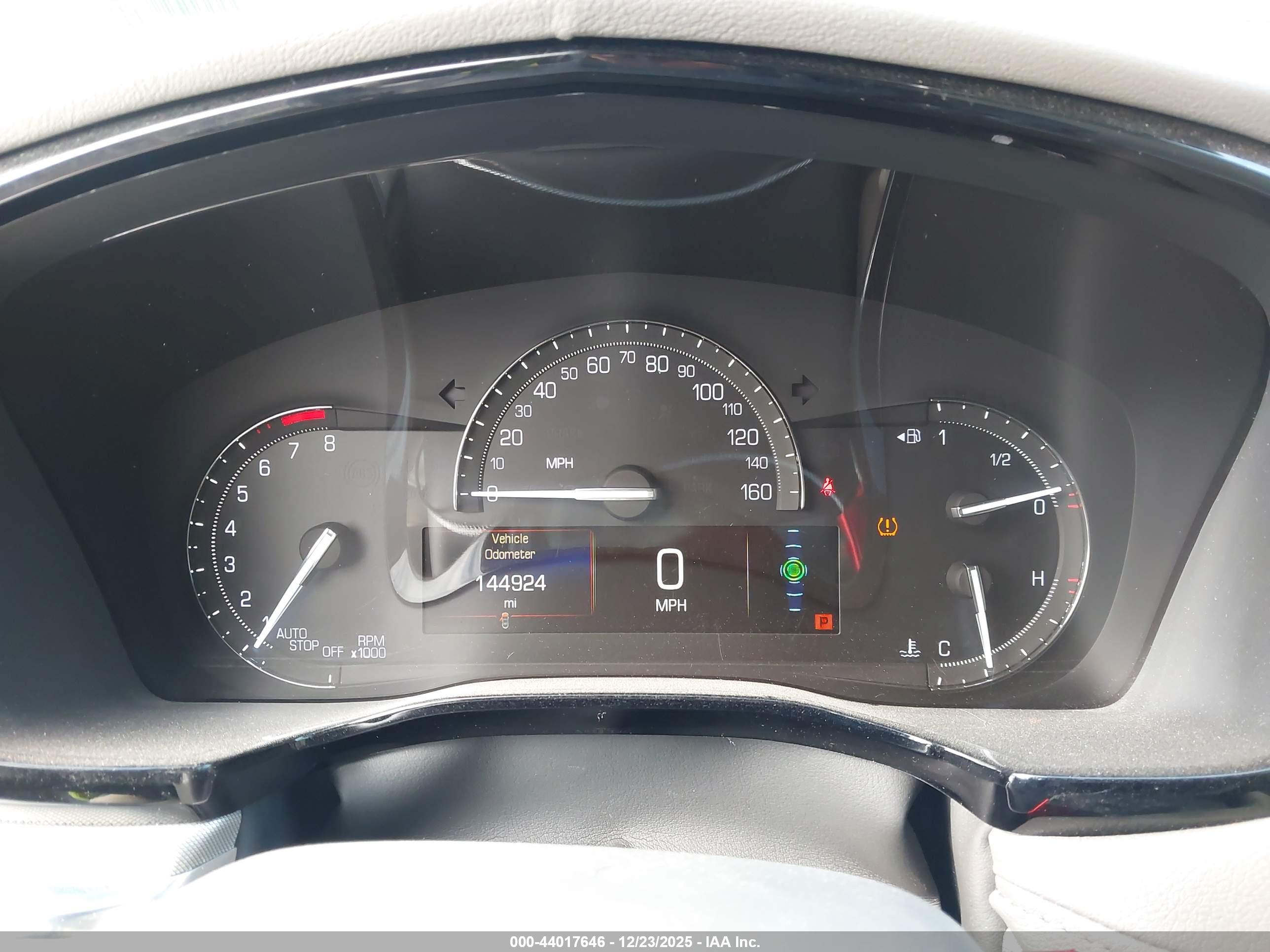 CADILLAC XT5 image 7