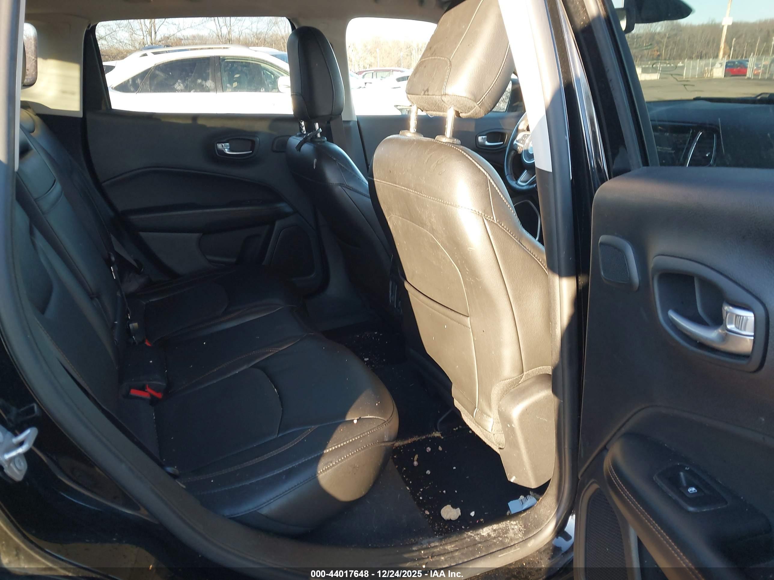 JEEP COMPASS image 8
