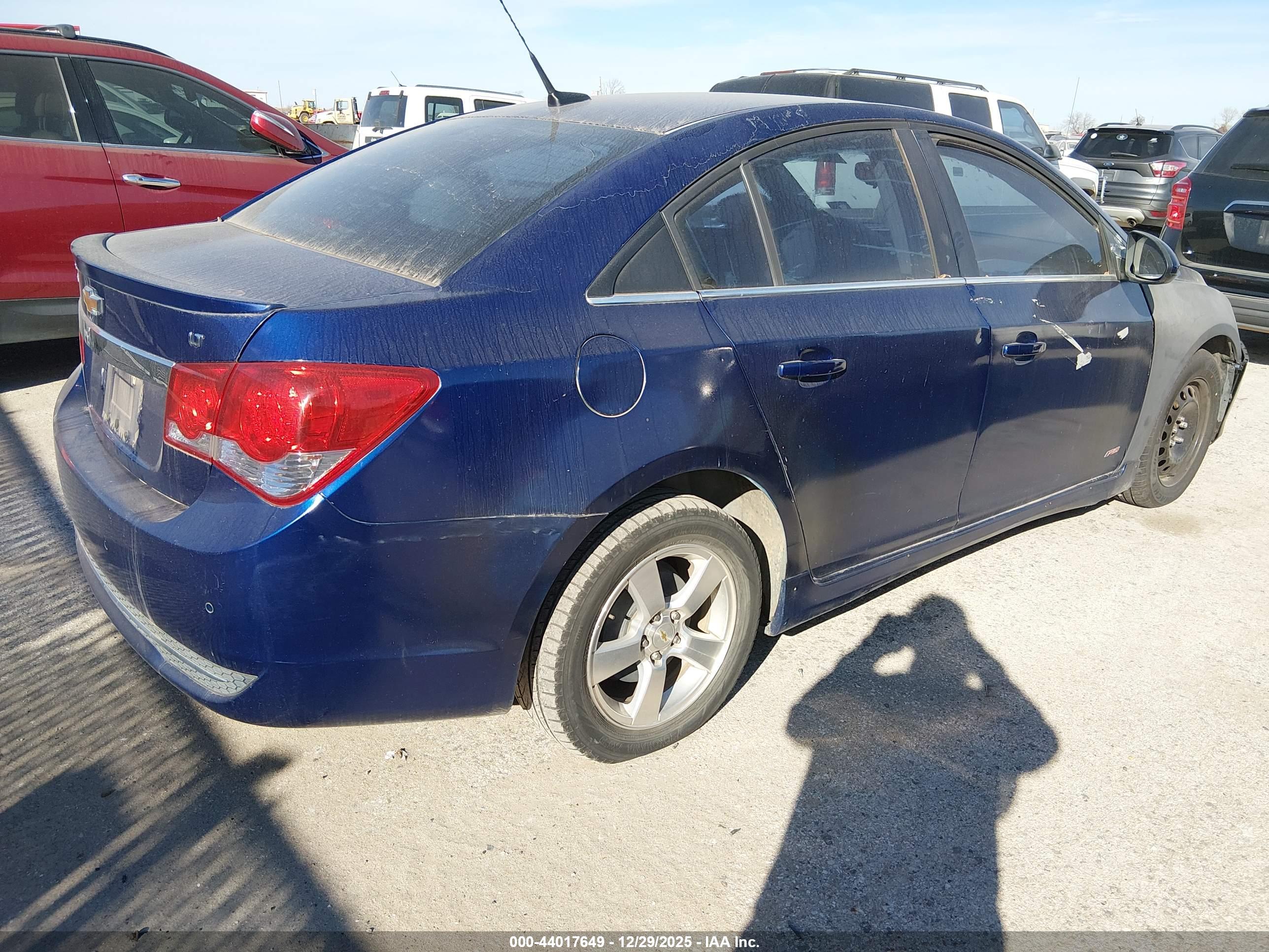 CHEVROLET CRUZE image 4