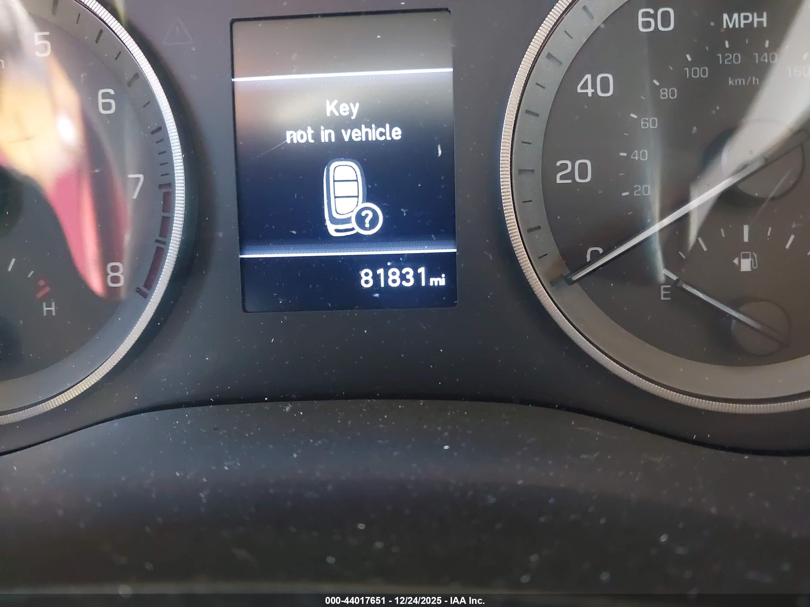 HYUNDAI TUCSON image 7