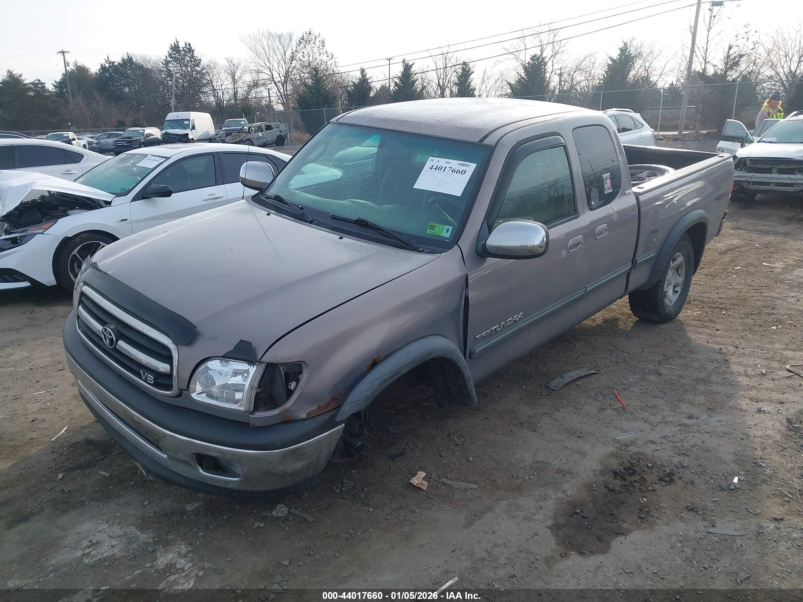 TOYOTA TUNDRA image 2